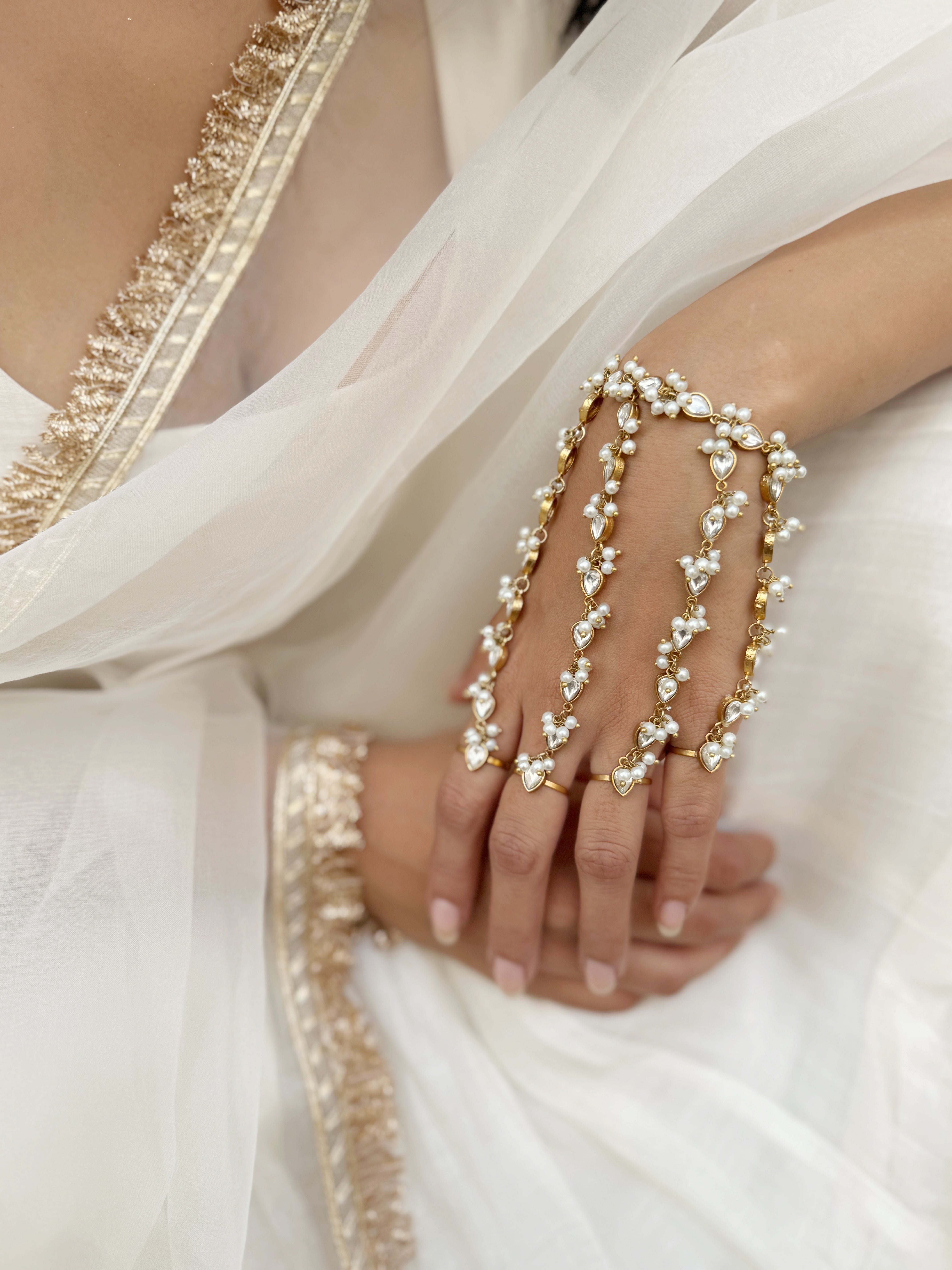 Sohni Noor Hathphool