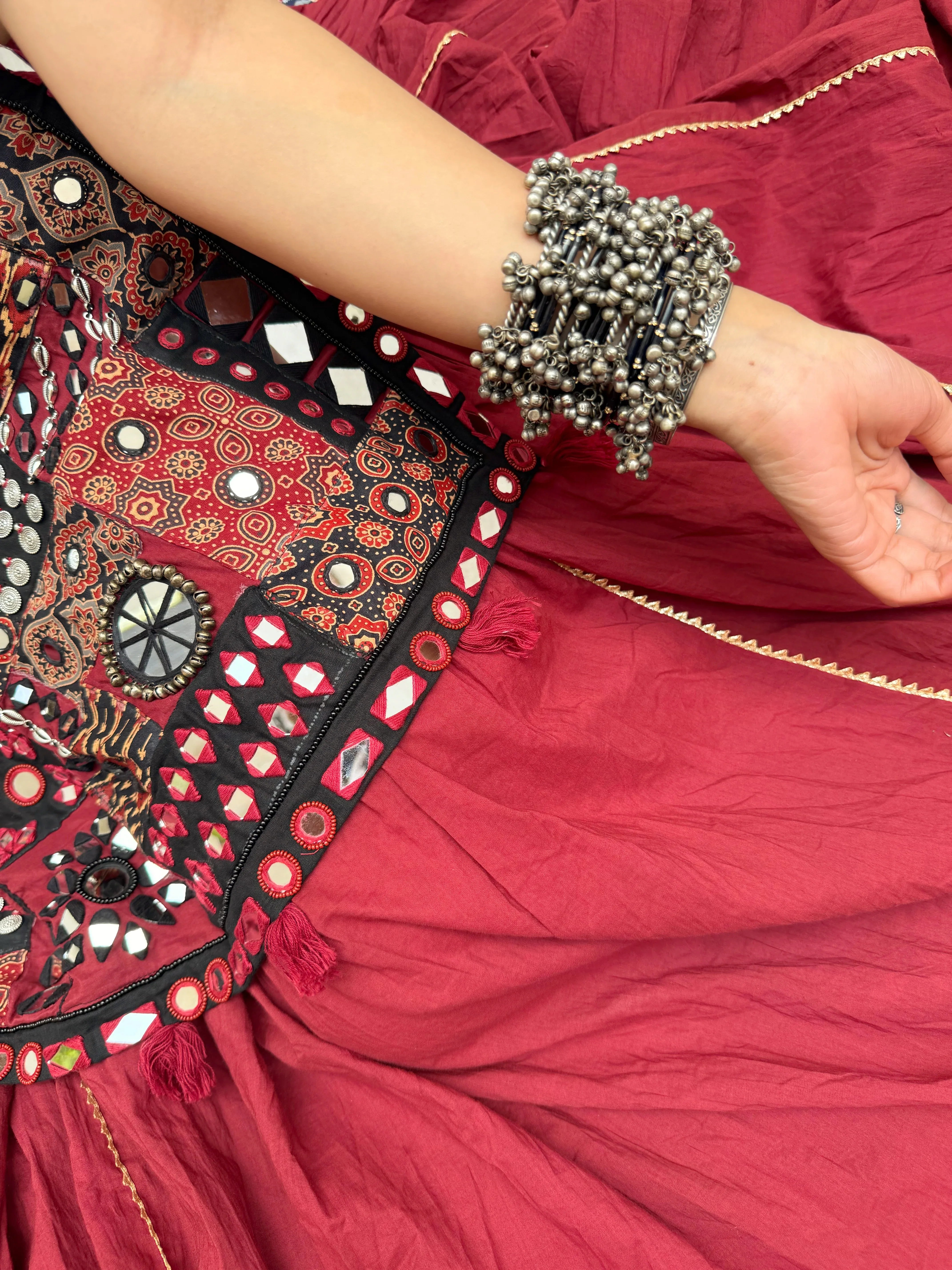 Black Oxidised Chan Chan Ghunghroo Bangles ( set of 4 ) - Jhaanjhariya