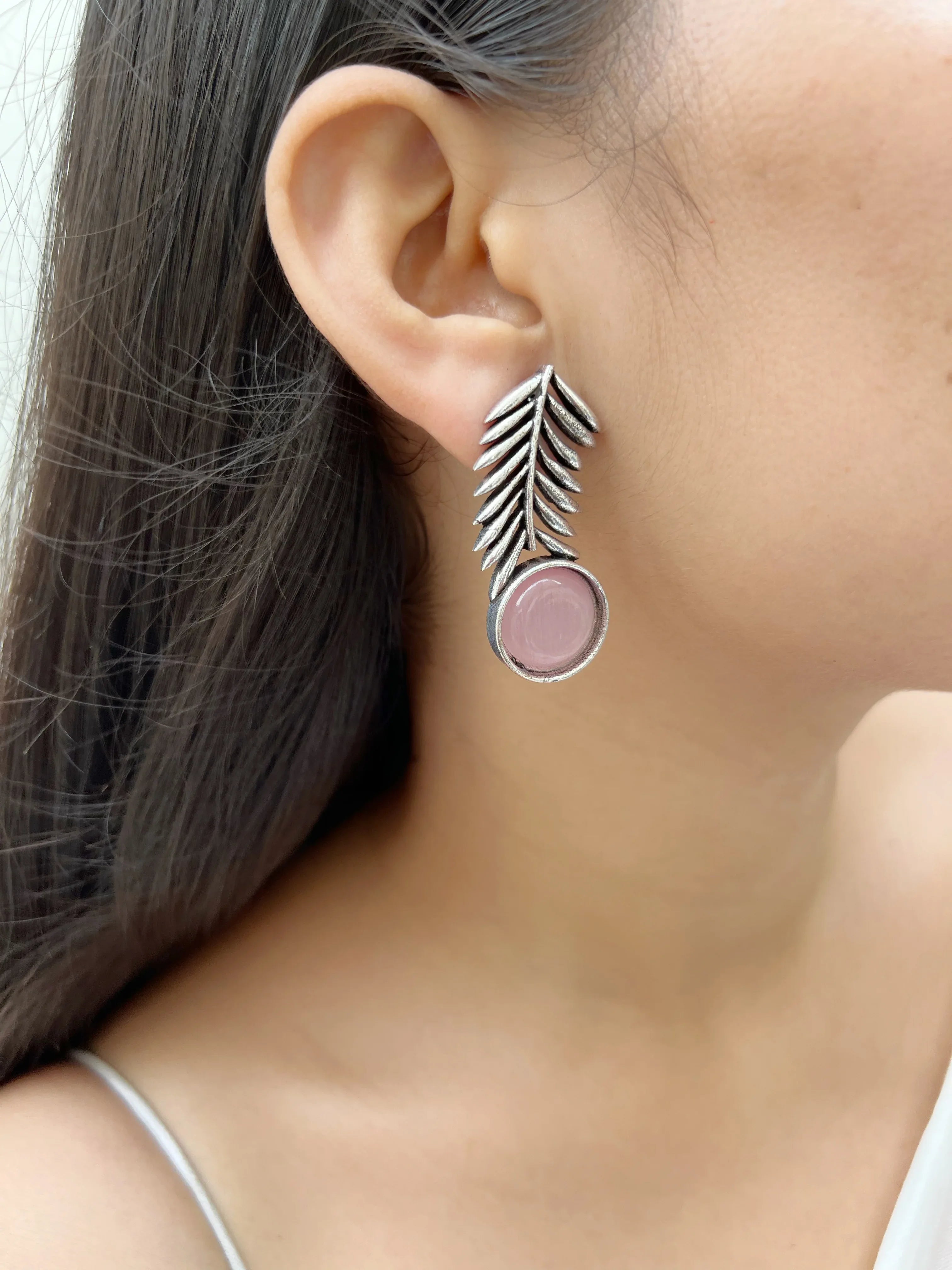 Plam Leaf Studs - Jhaanjhariya