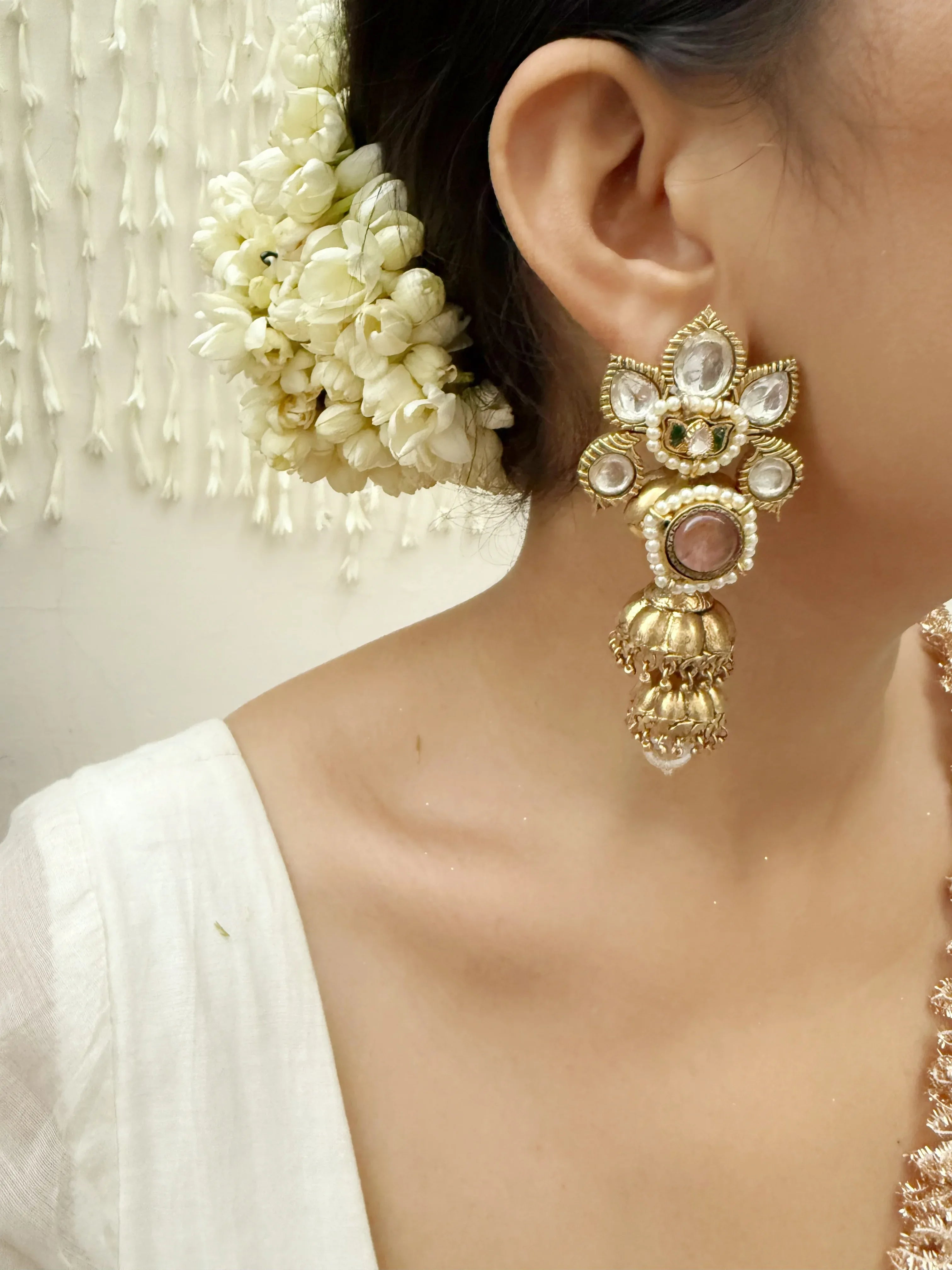 Dilnashin Earrings - Jhaanjhariya