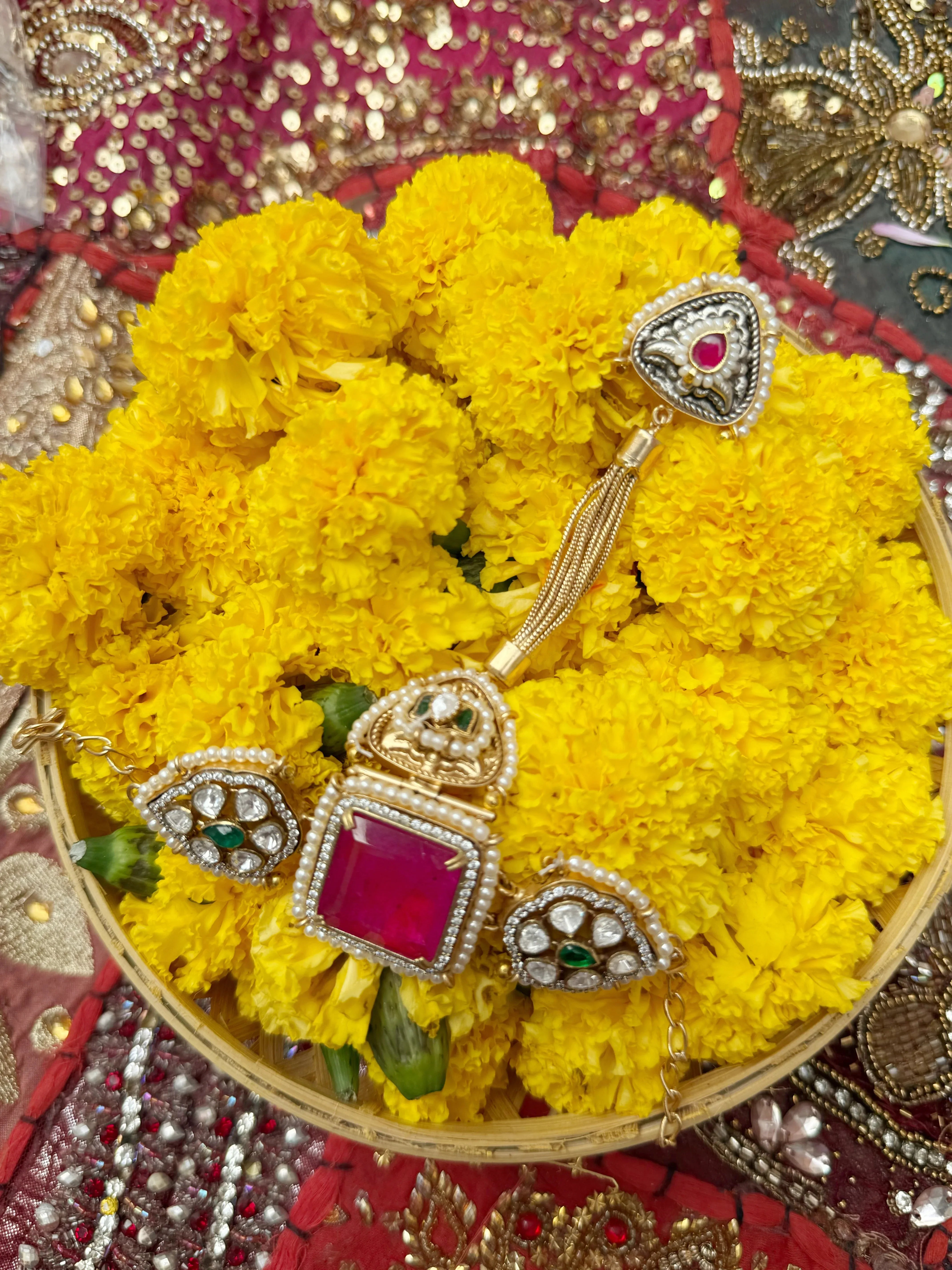 Nazakat Hathphool - Jhaanjhariya