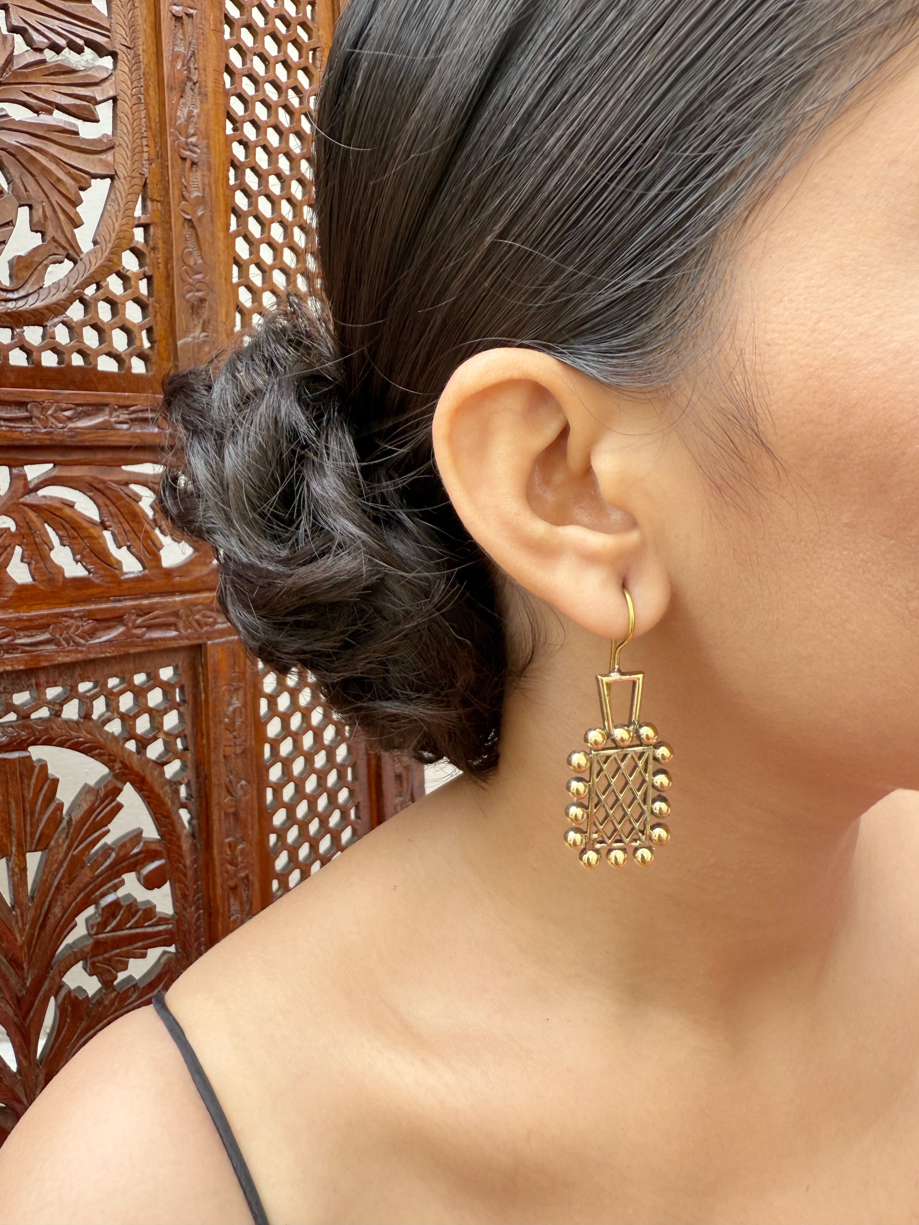 Sona Jaali Hook Earrings