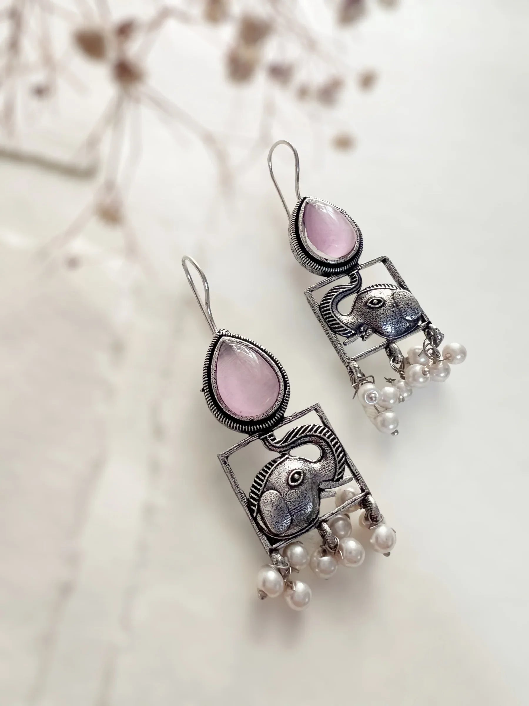 Gajah Hook Earrings - Jhaanjhariya