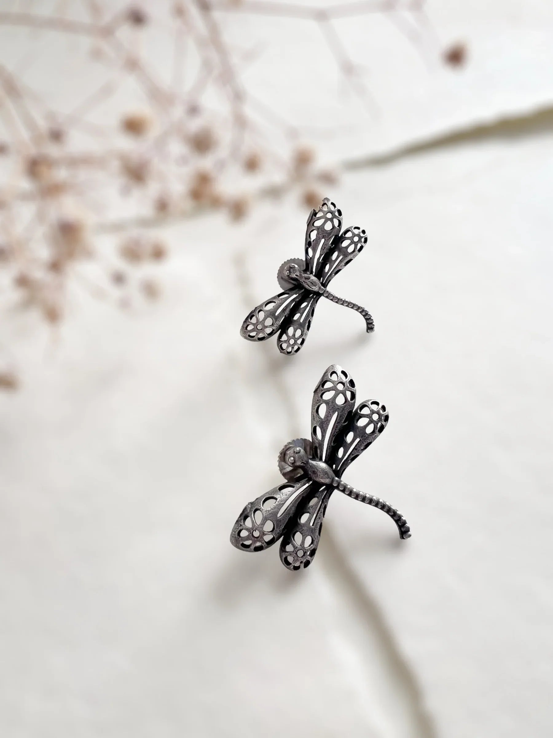 Dragonfly Studs - Jhaanjhariya