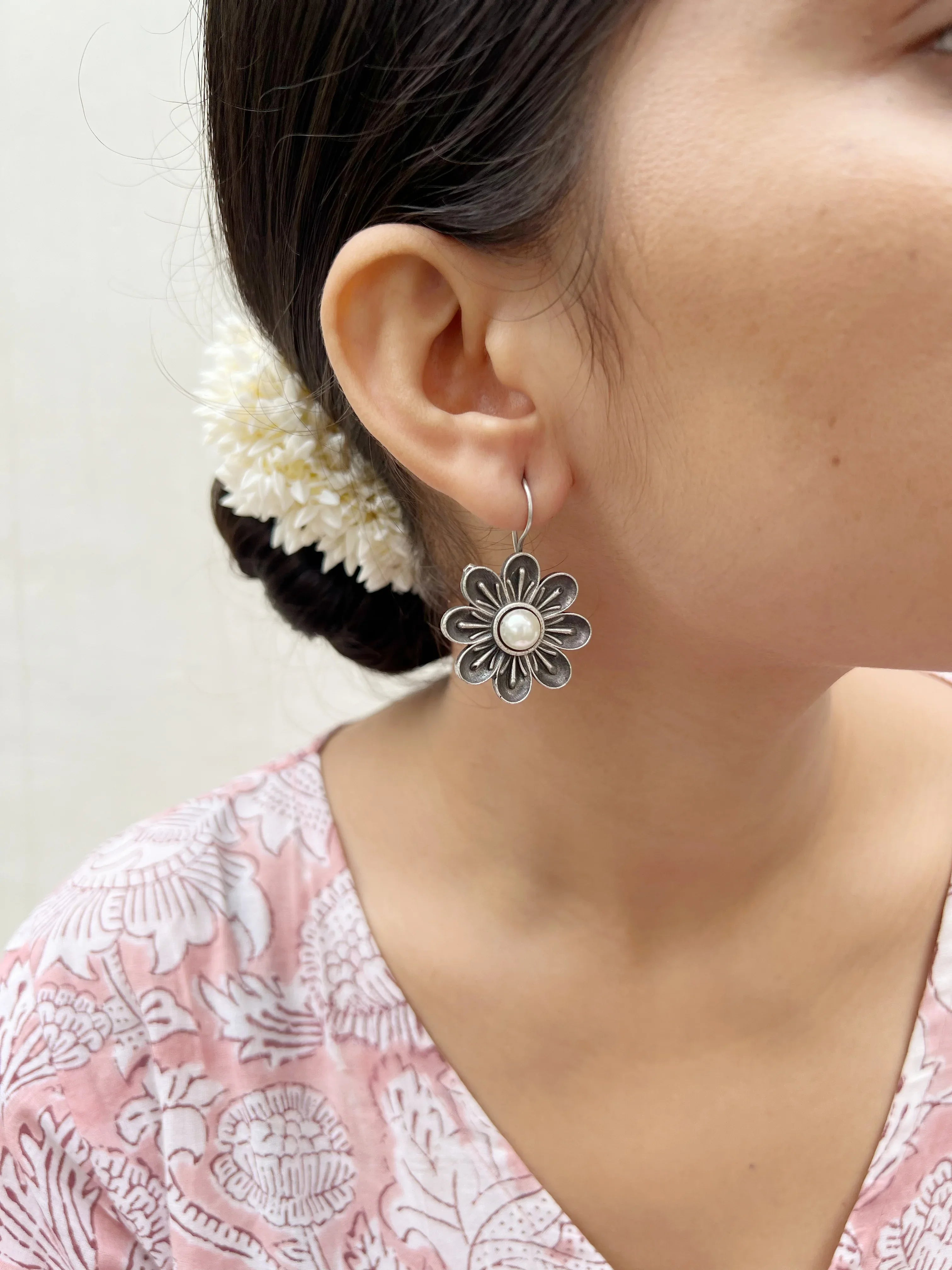 Aadhira Pearl Flower Hook Earrings - Jhaanjhariya