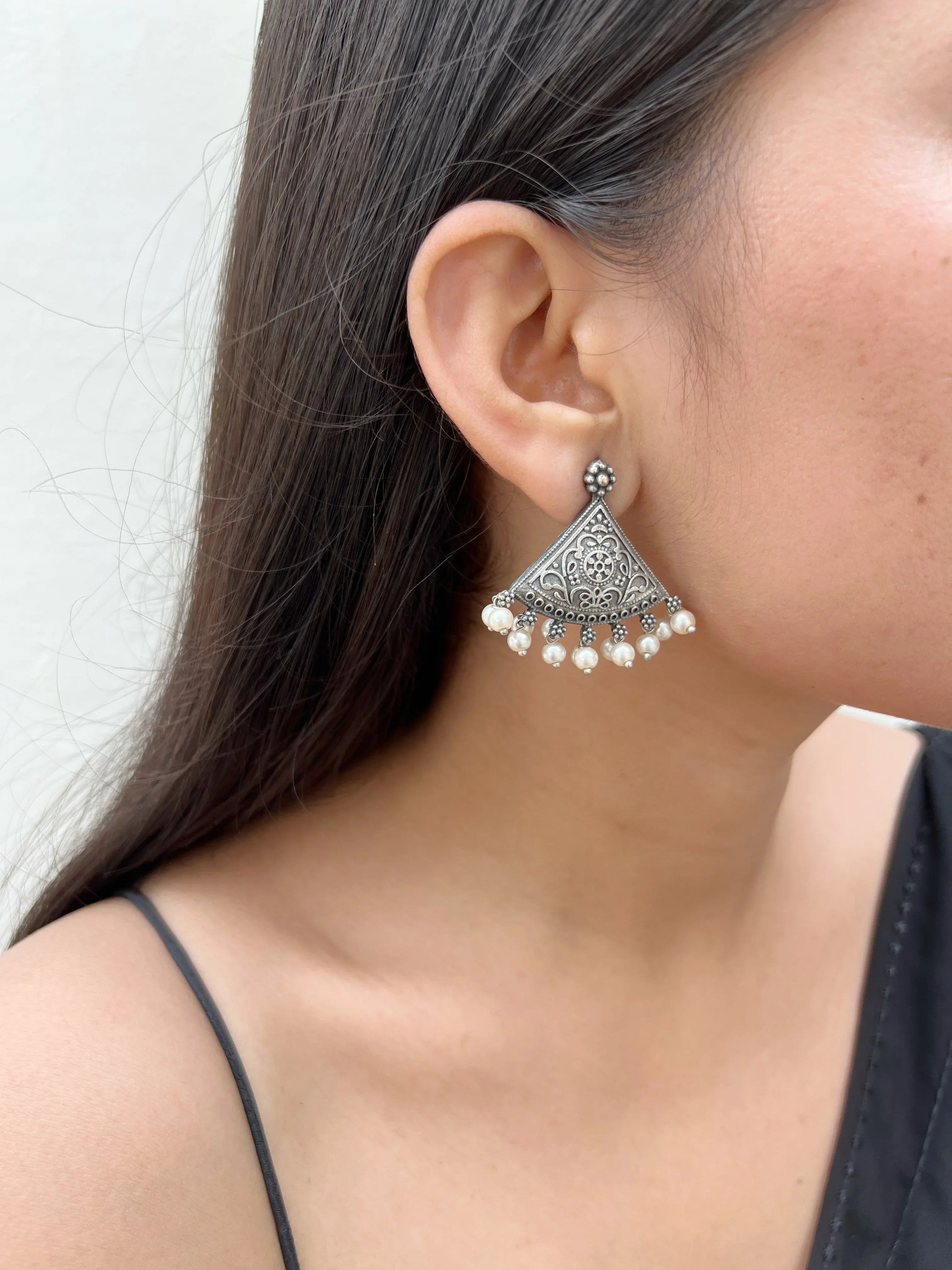 Quirky Triangle Pearl Studs - Jhaanjhariya