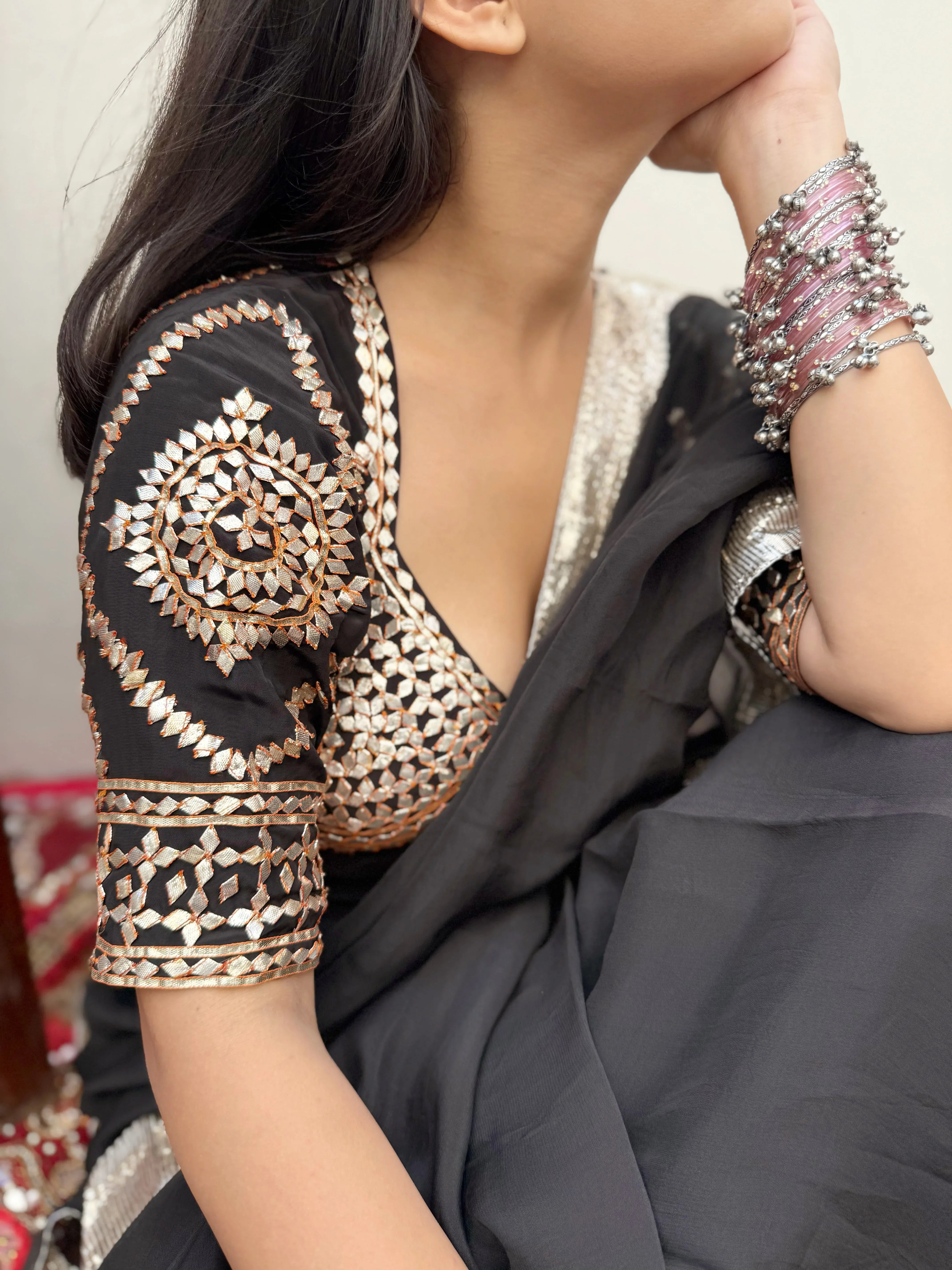 Silver Thin Ghunghroo bangles ( set of 12 pieces ) - Jhaanjhariya