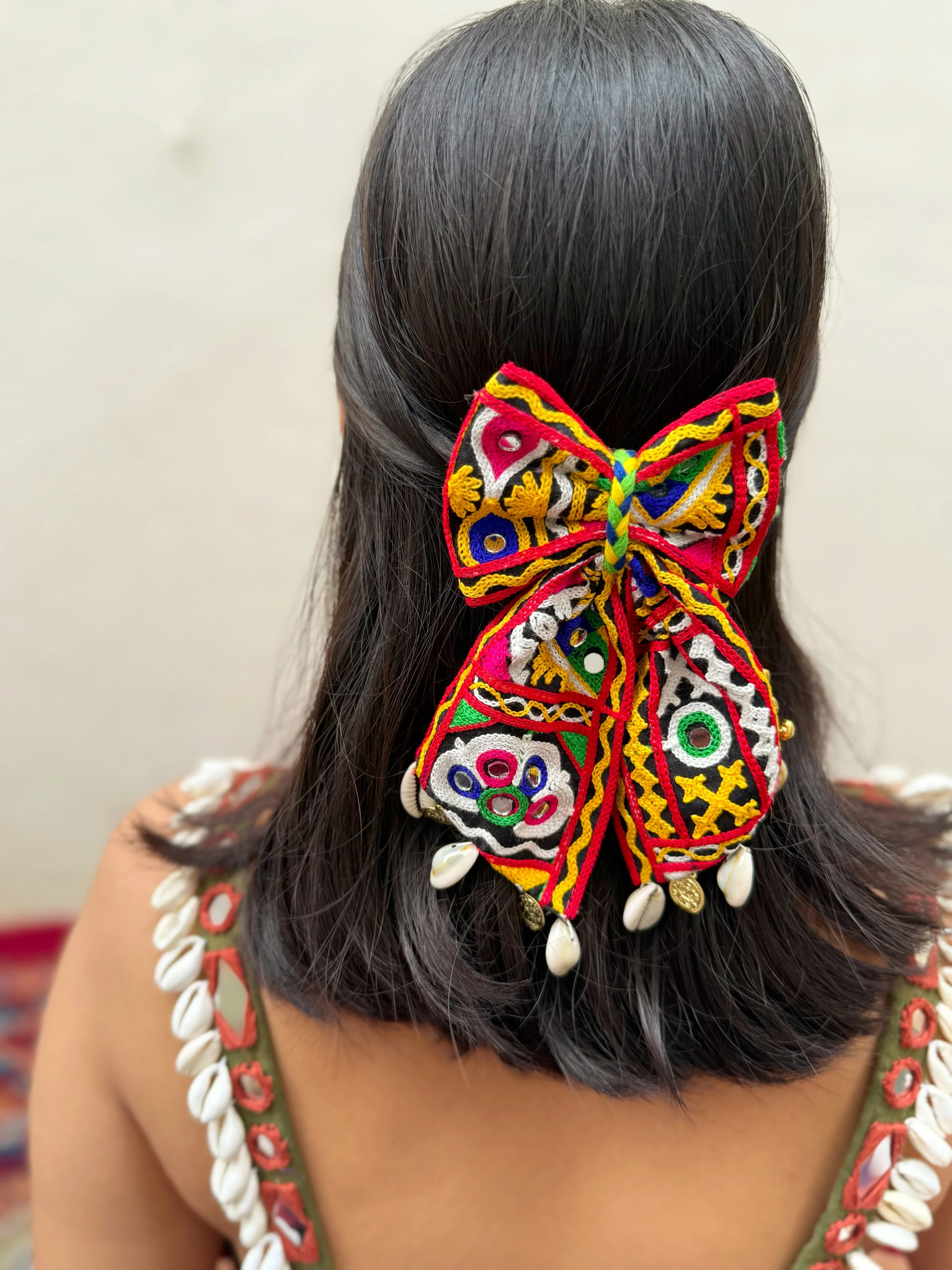 Garba Glam Bow - Jhaanjhariya