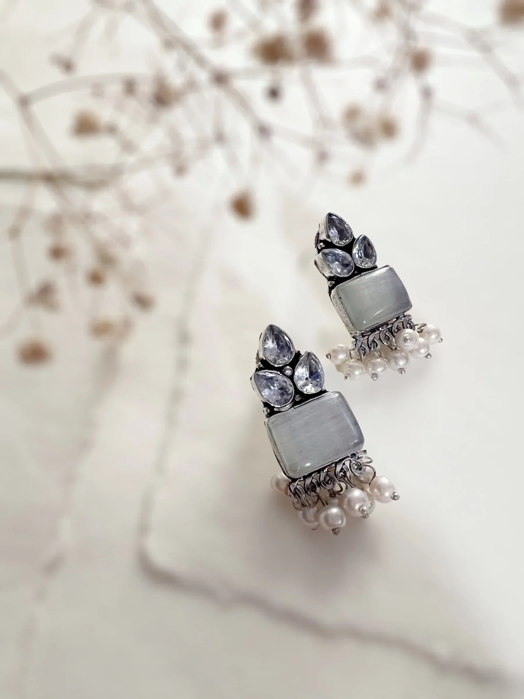 Amoha Studs - Jhaanjhariya