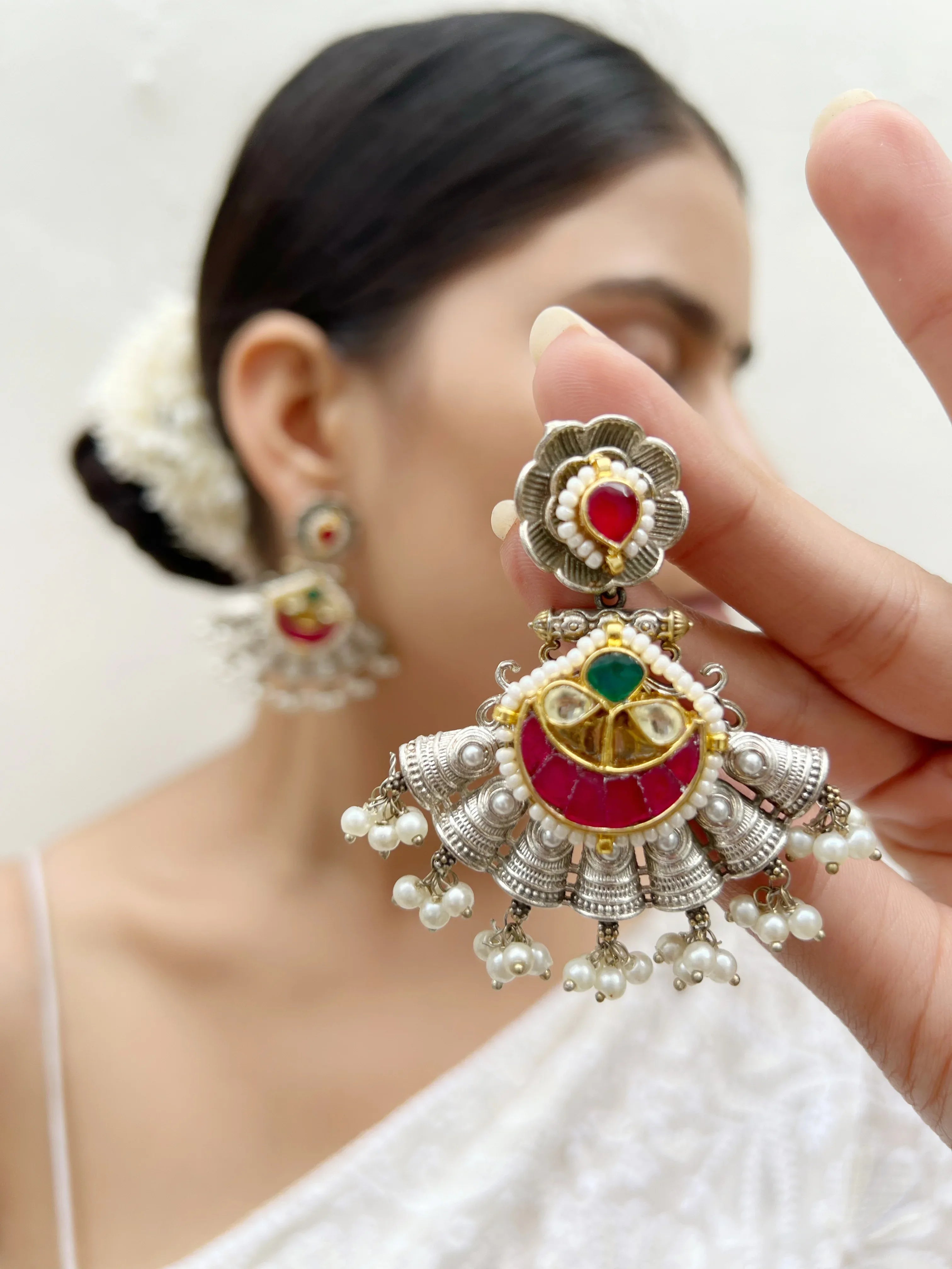 Sadabahar Fusion Chandbalis - Jhaanjhariya