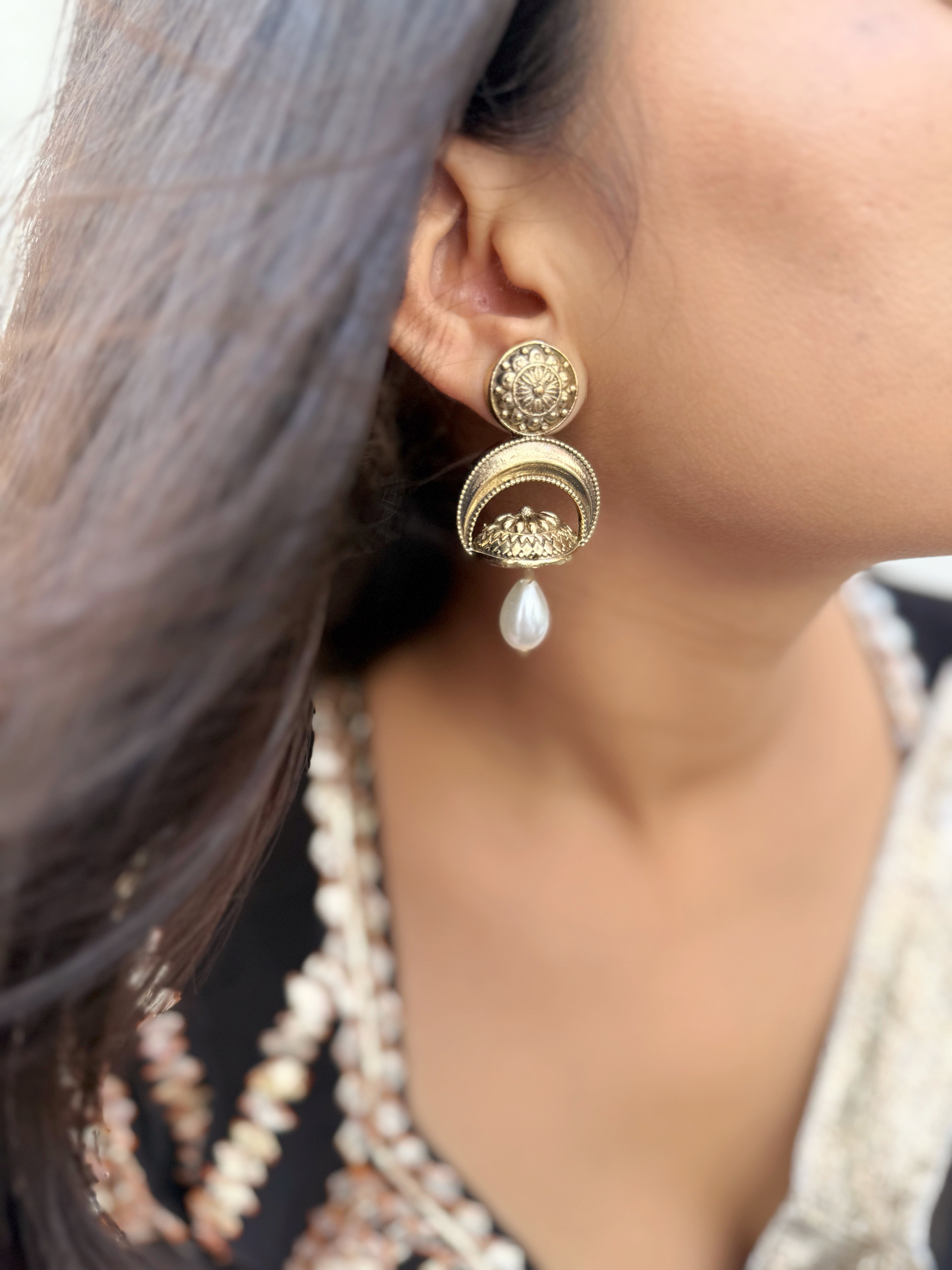 Sona Chanda Earrings