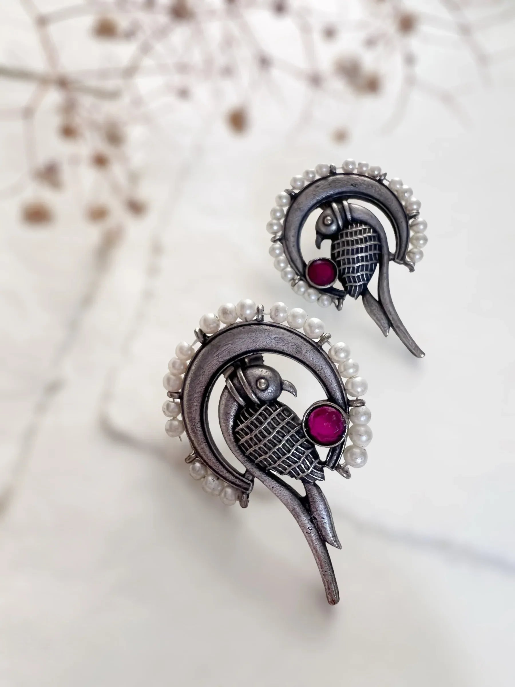 Totah Pearl Studs - Jhaanjhariya