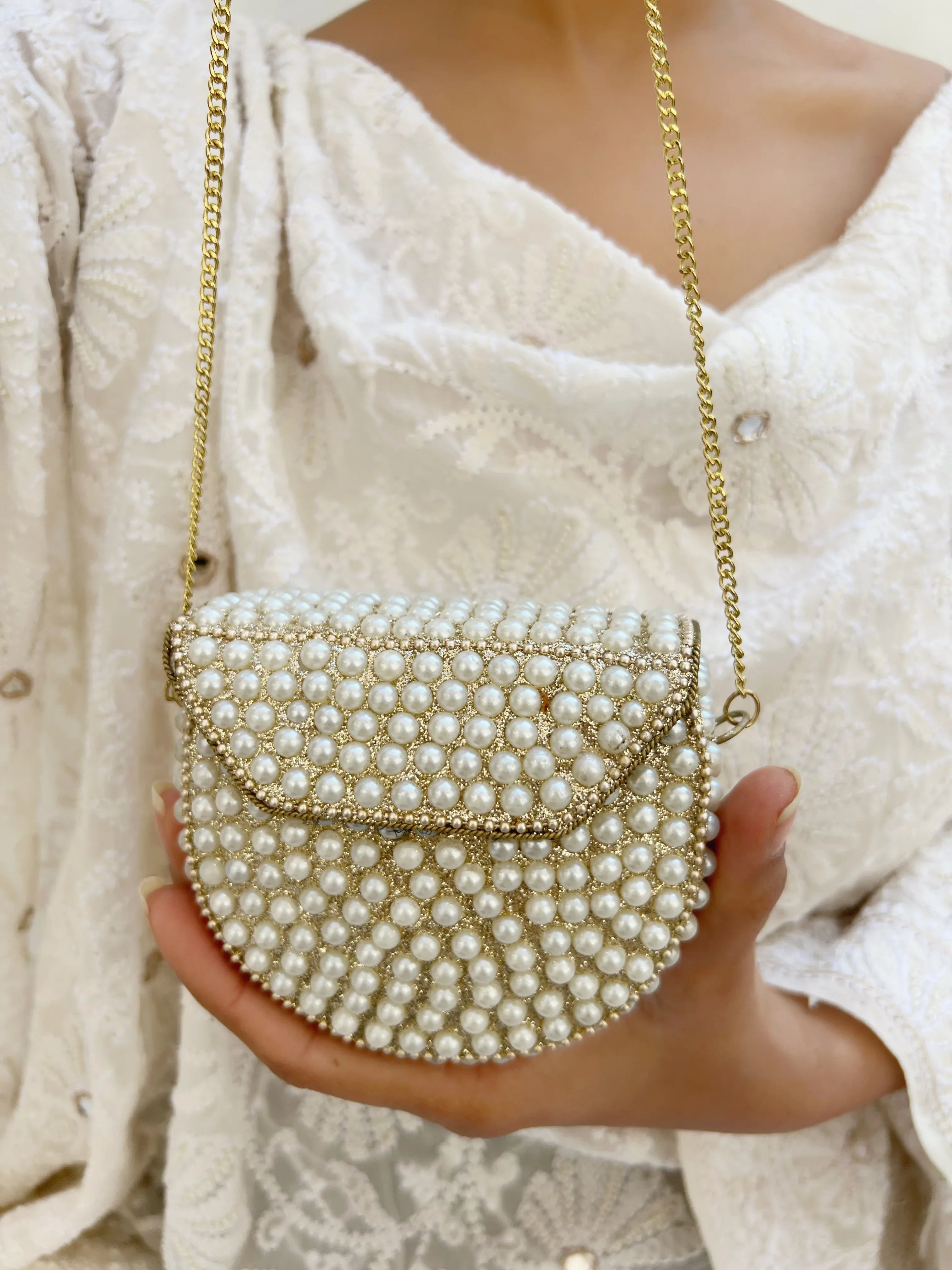 Mini Pearl Batua - Jhaanjhariya