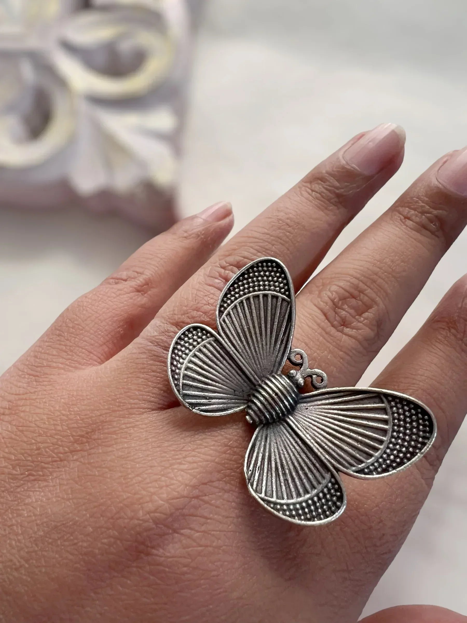 Butterfly Ring - Jhaanjhariya