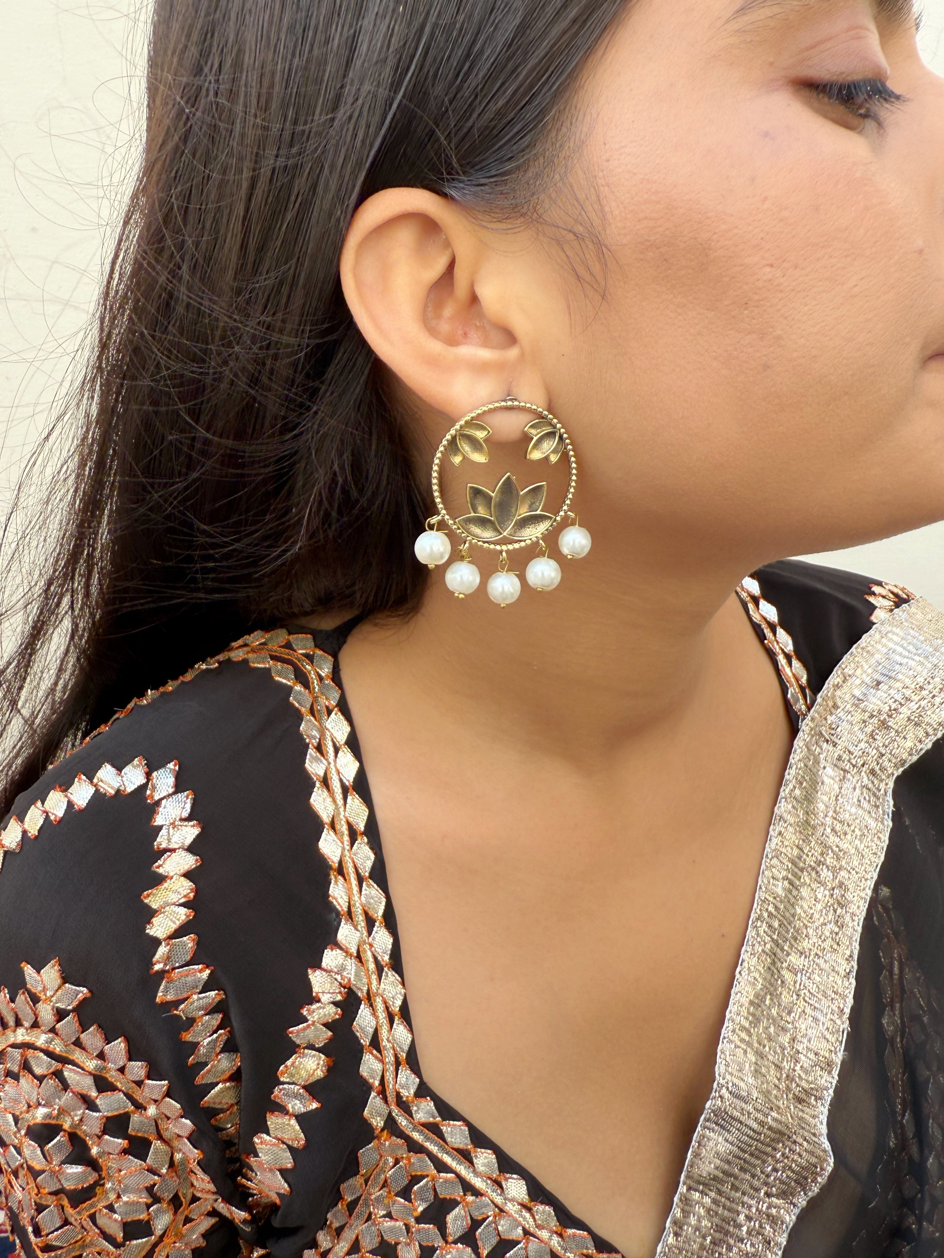 Sona kamal Bel Earrings