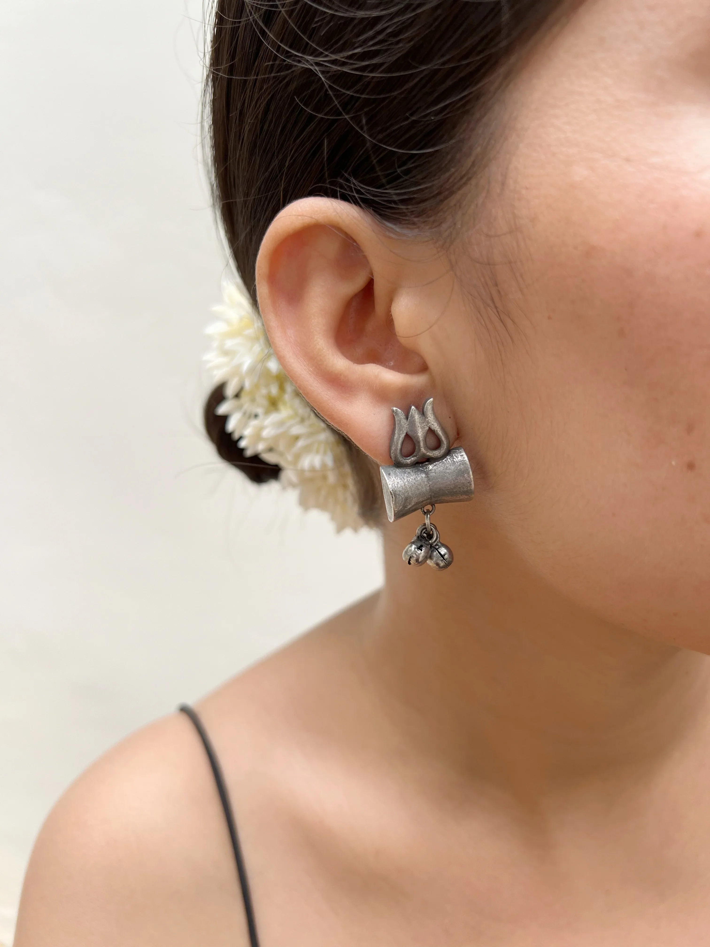 Trishul ghungroo Studs - Jhaanjhariya