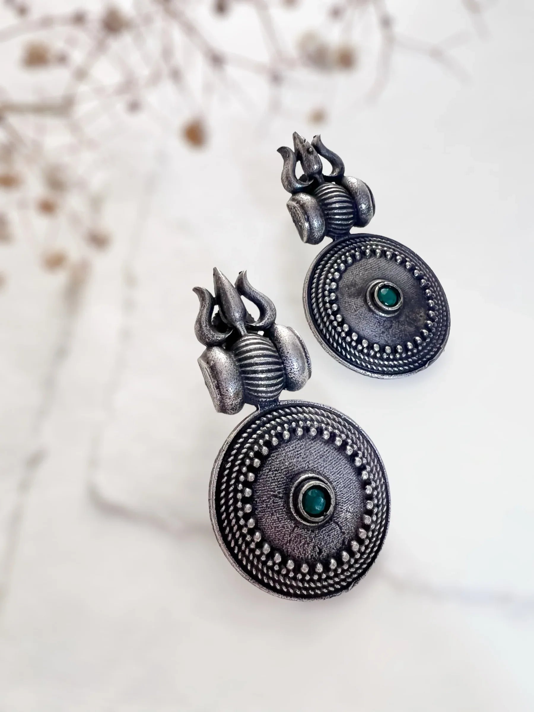 Trishul Chakri Studs - Jhaanjhariya