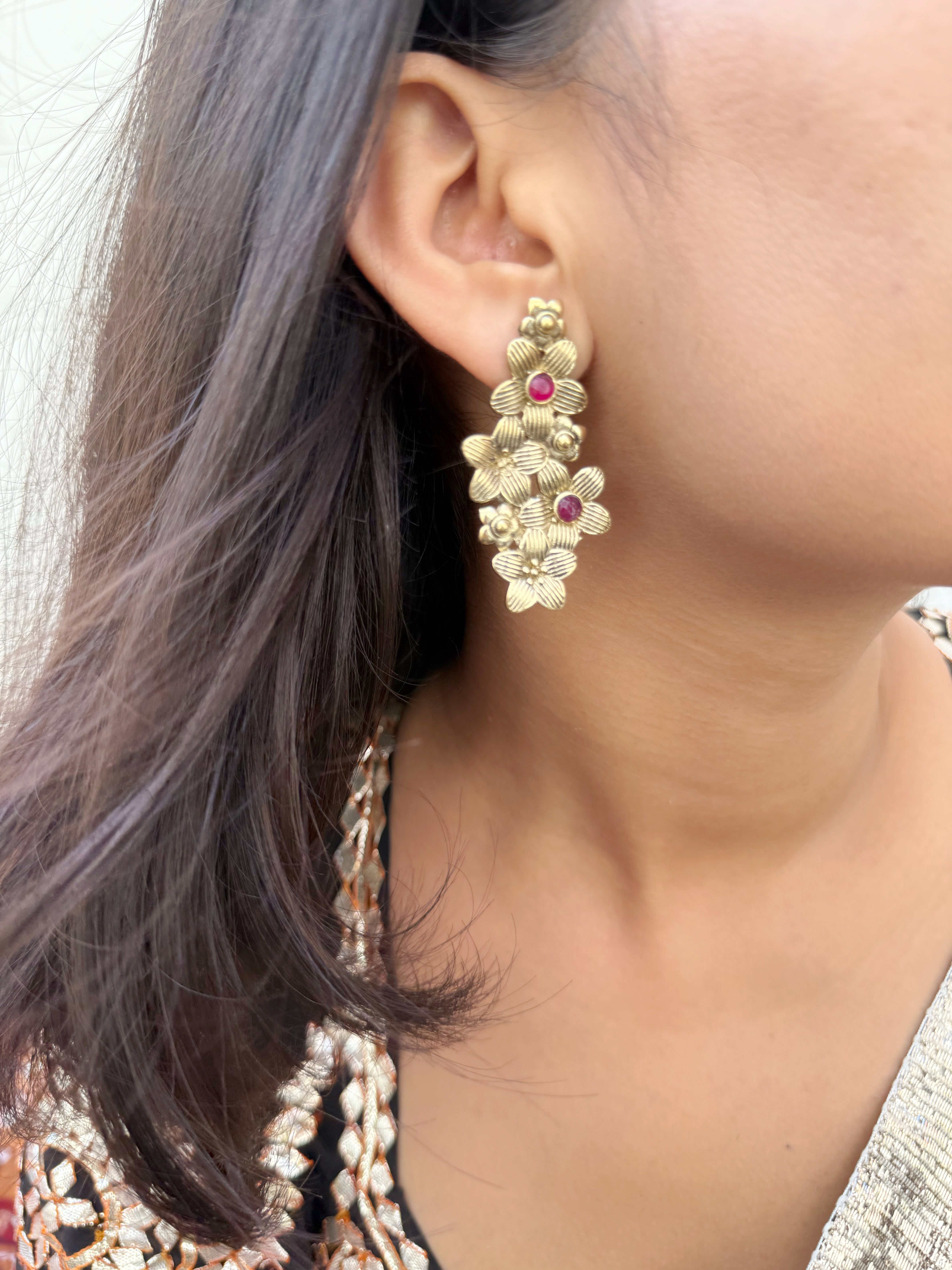Sona Fool Bel Earrings
