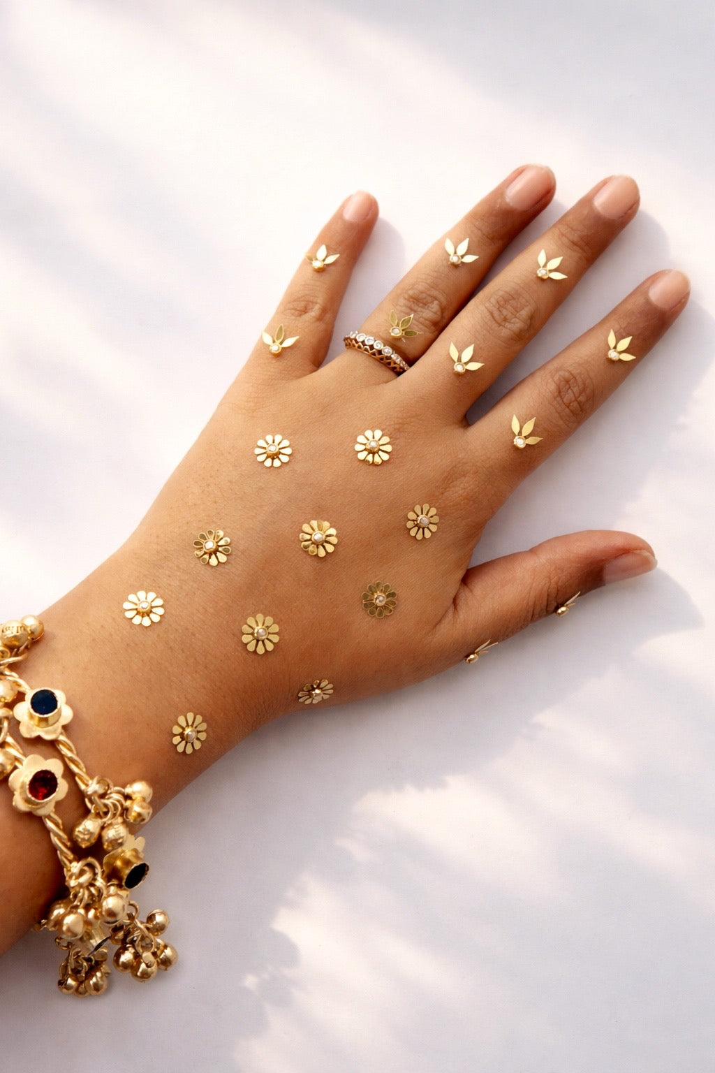 Desi Freckles- Baghicha Bindi Edit ( Mehendi Sticker )