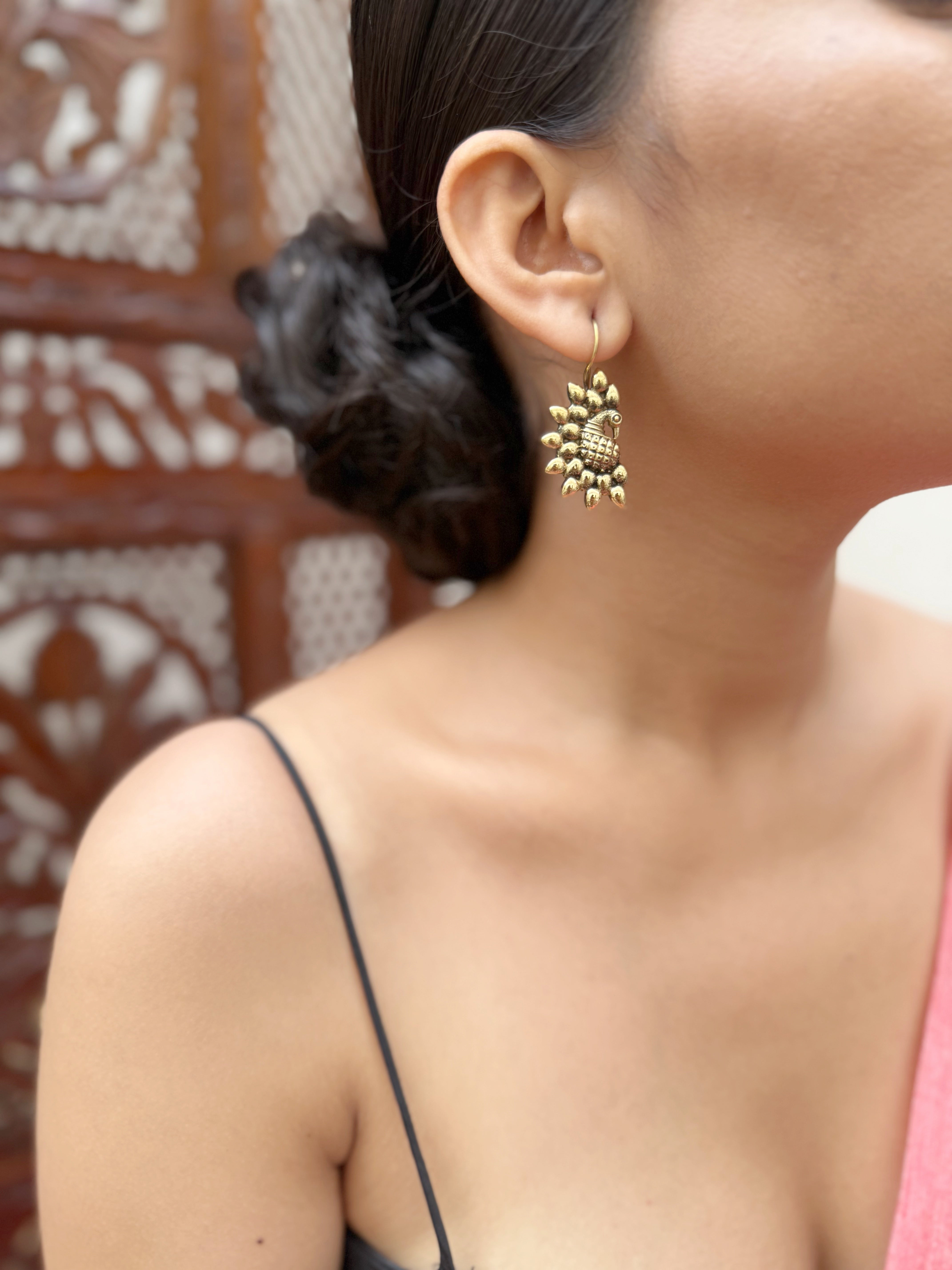 Sona Morwa Hook Earrings