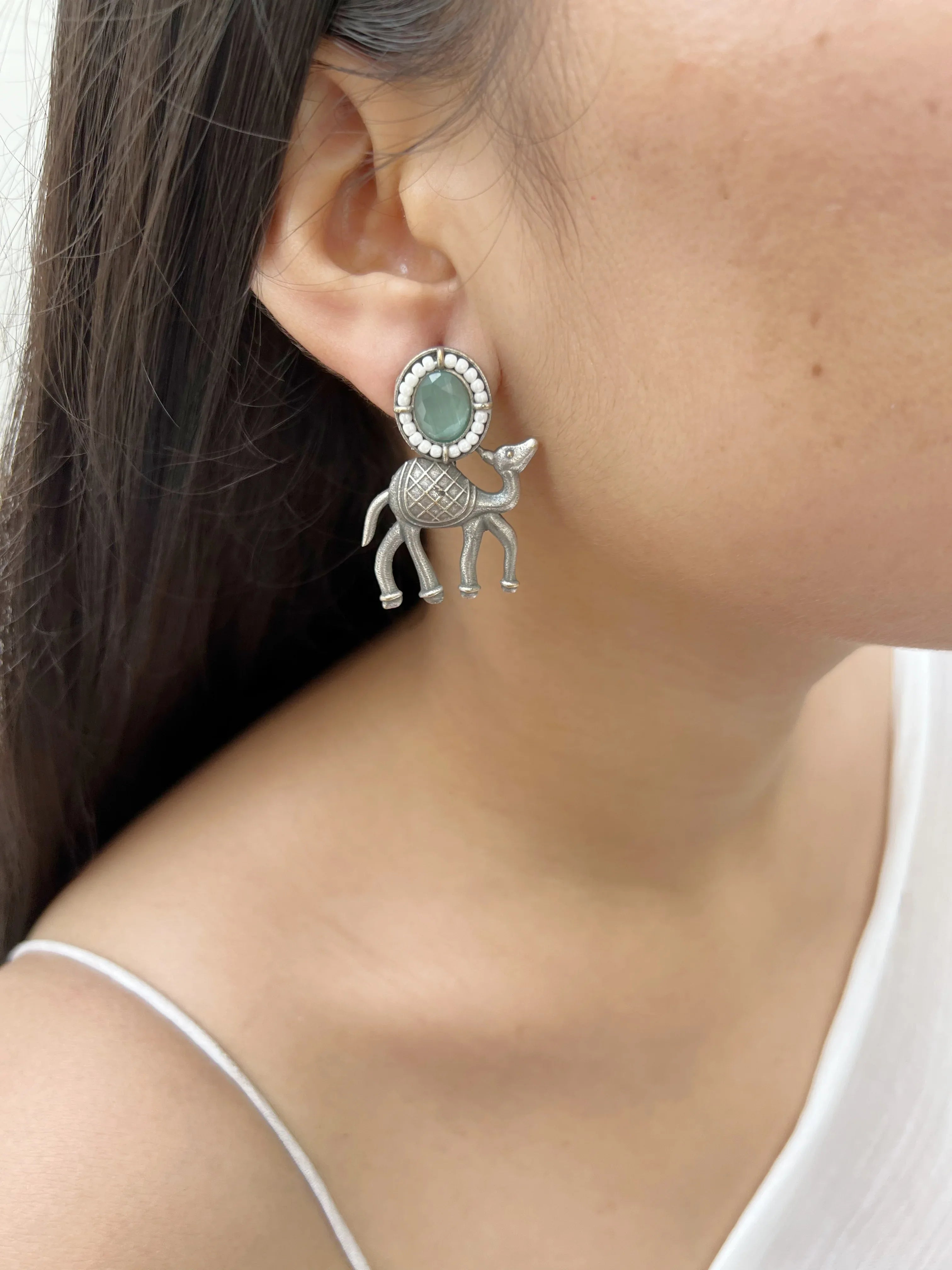 Oonth Studs With Colored MonaLisa Stones - Jhaanjhariya