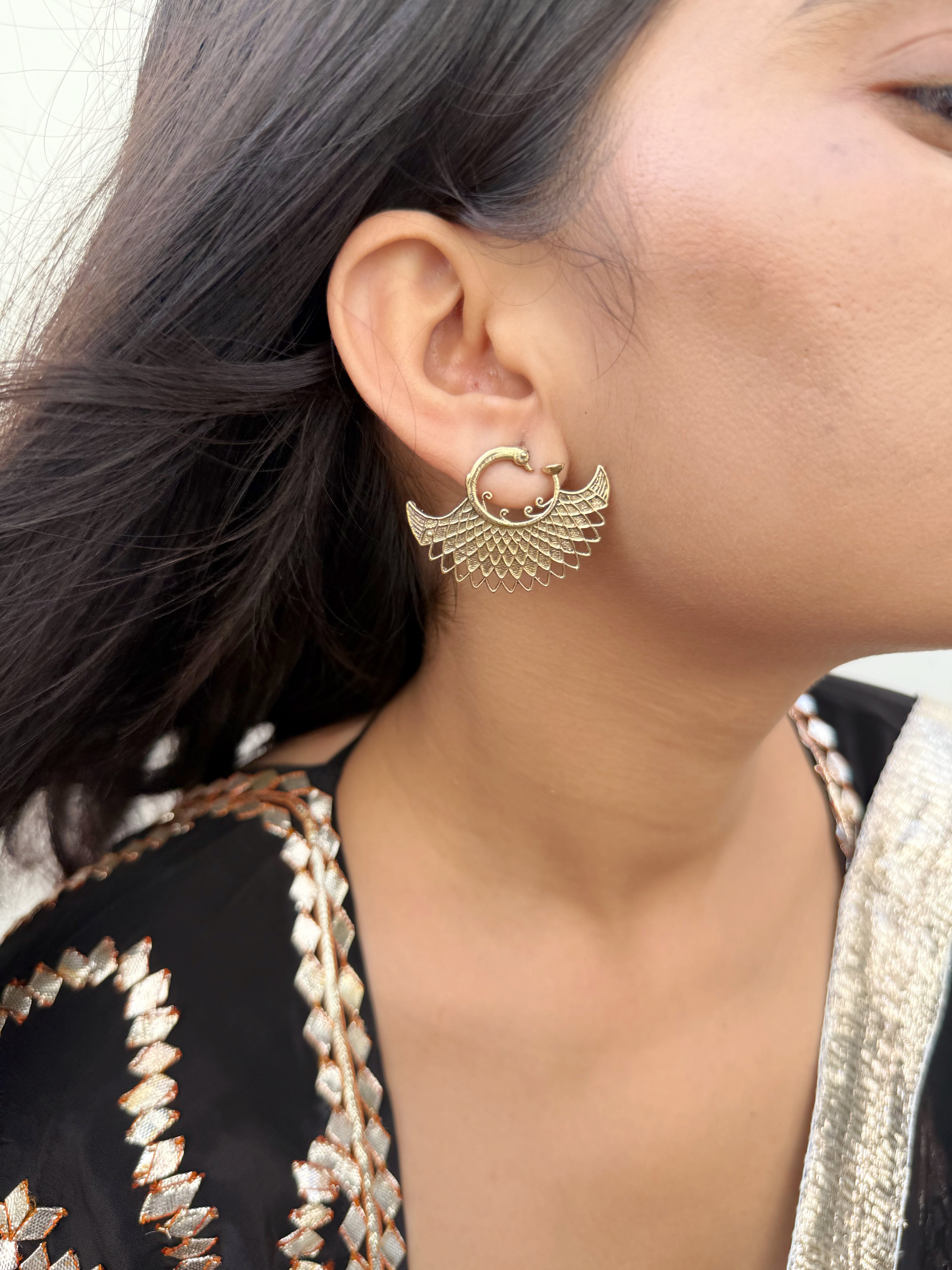 Sona Pankhi Studs