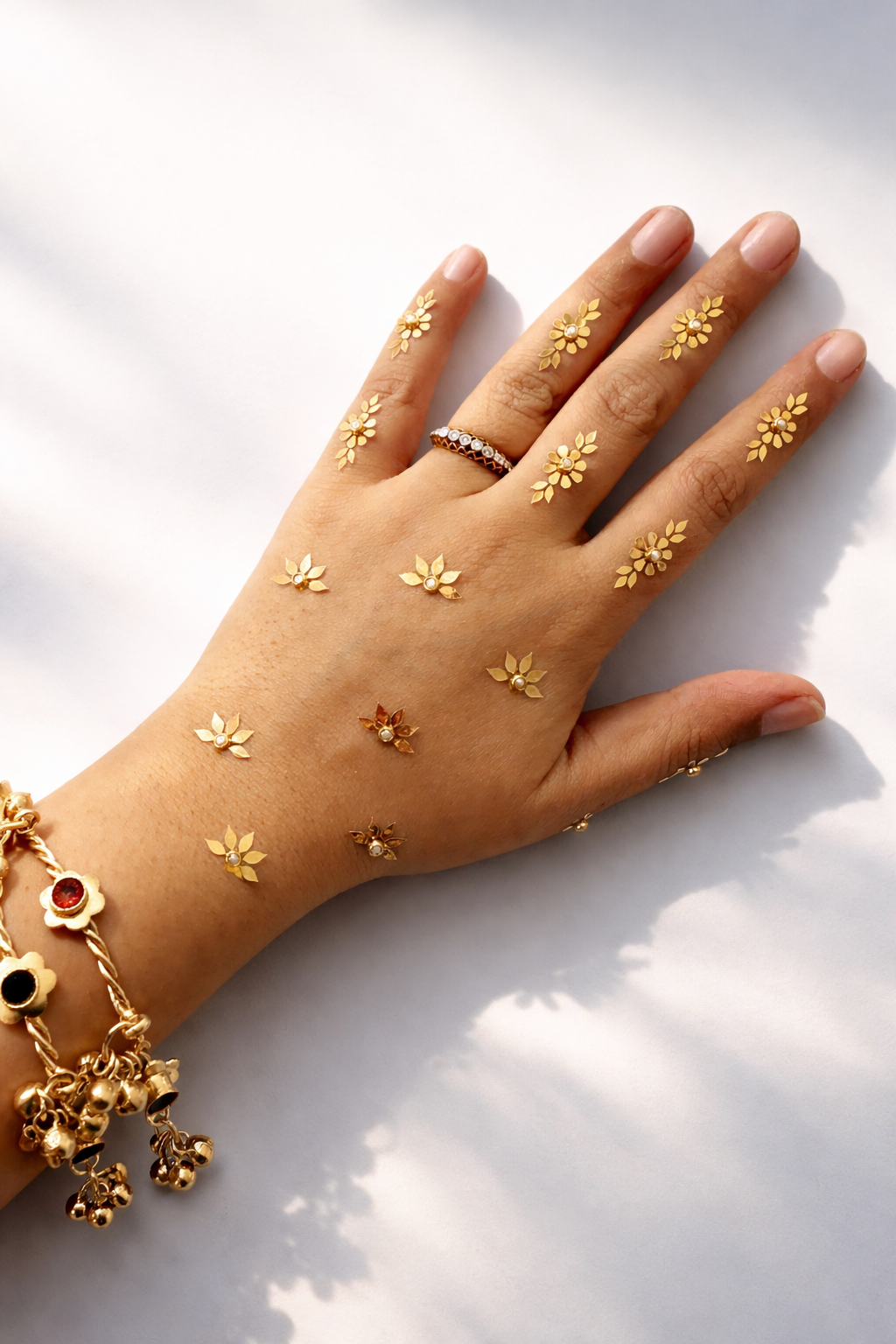 Desi Freckles- Phool Patti Bindi Edit ( Mehendi Sticker )