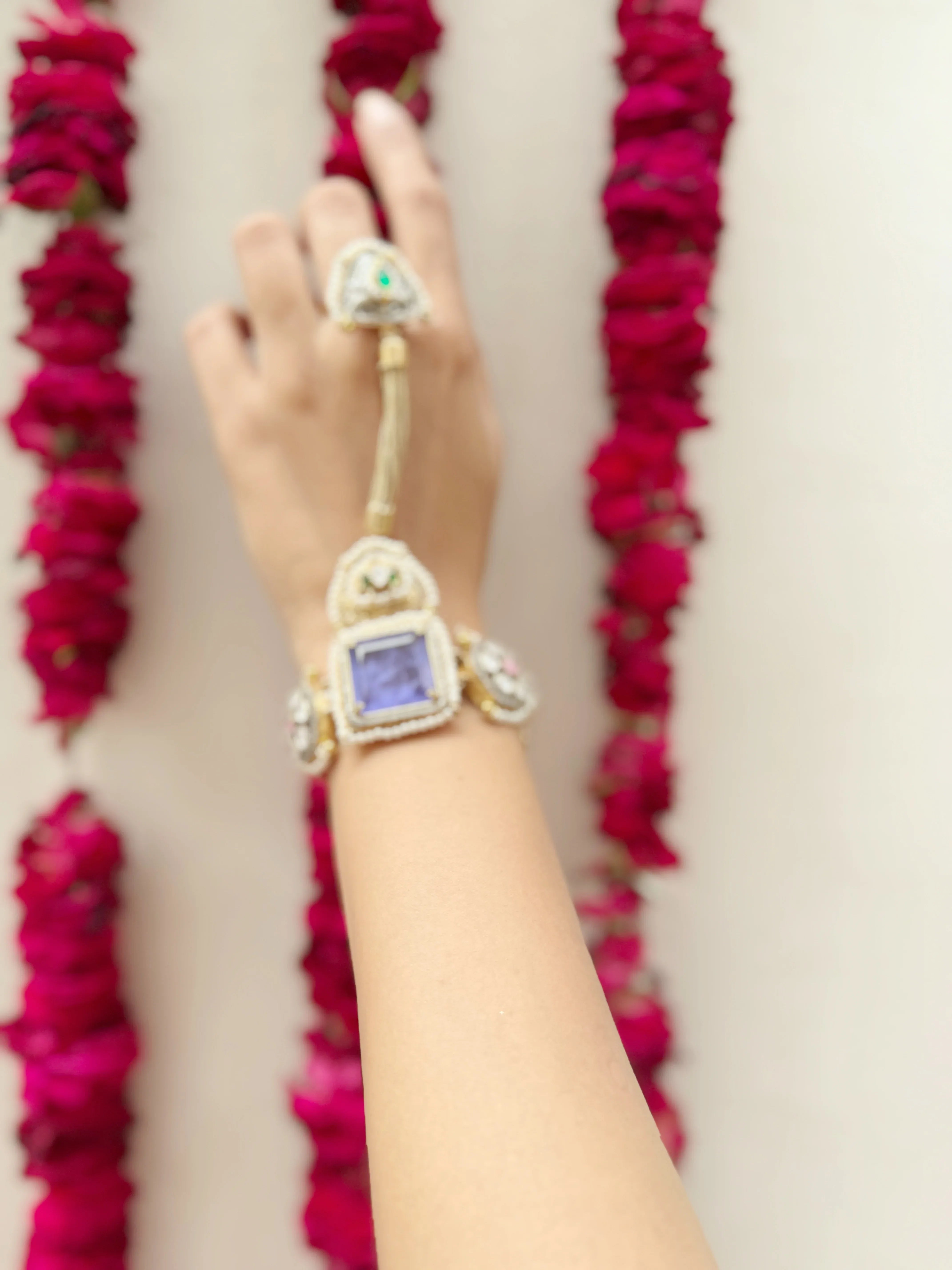 Nazakat Hathphool - Jhaanjhariya