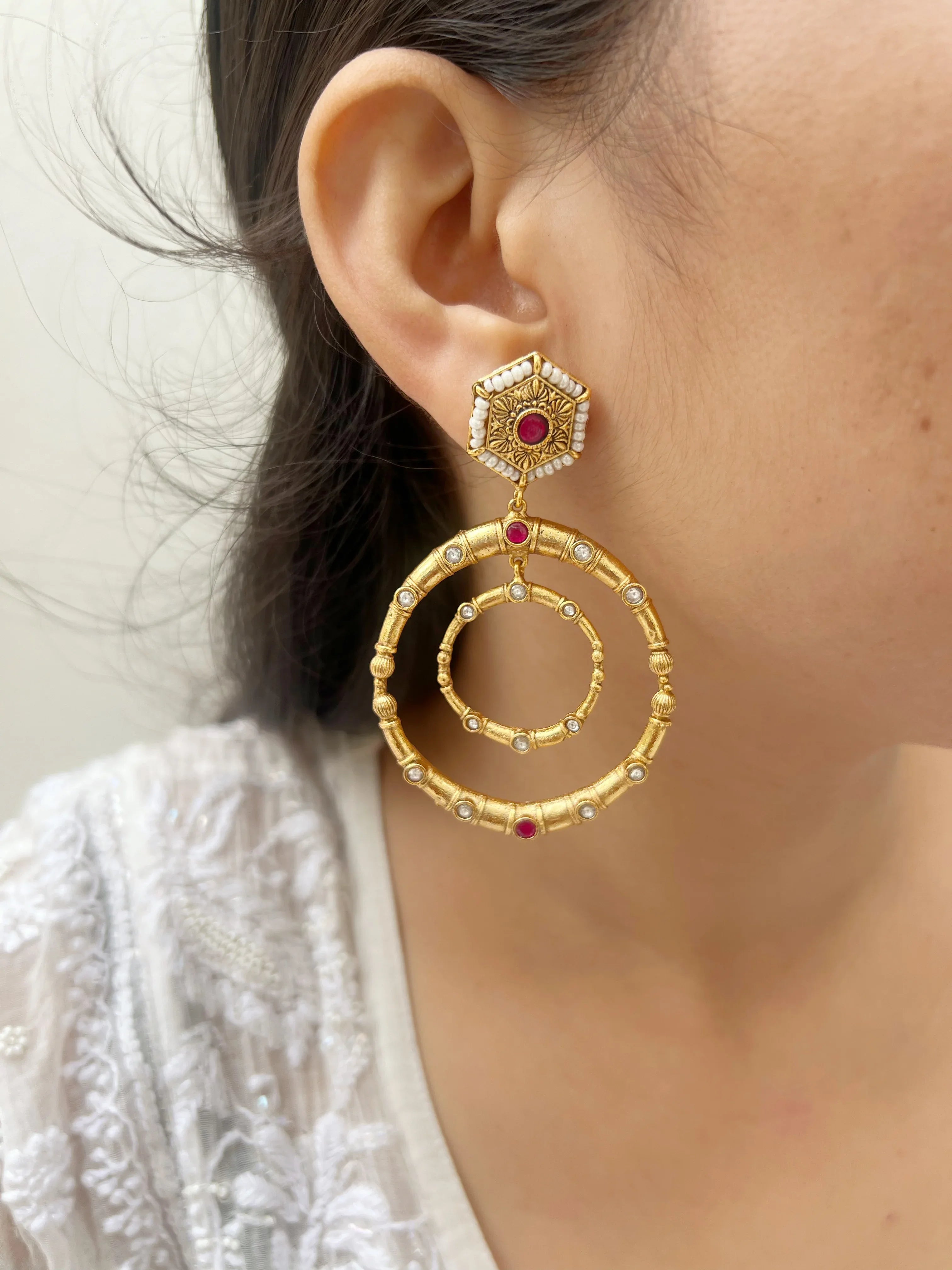 Zariyaa Stunning Earrings - Jhaanjhariya