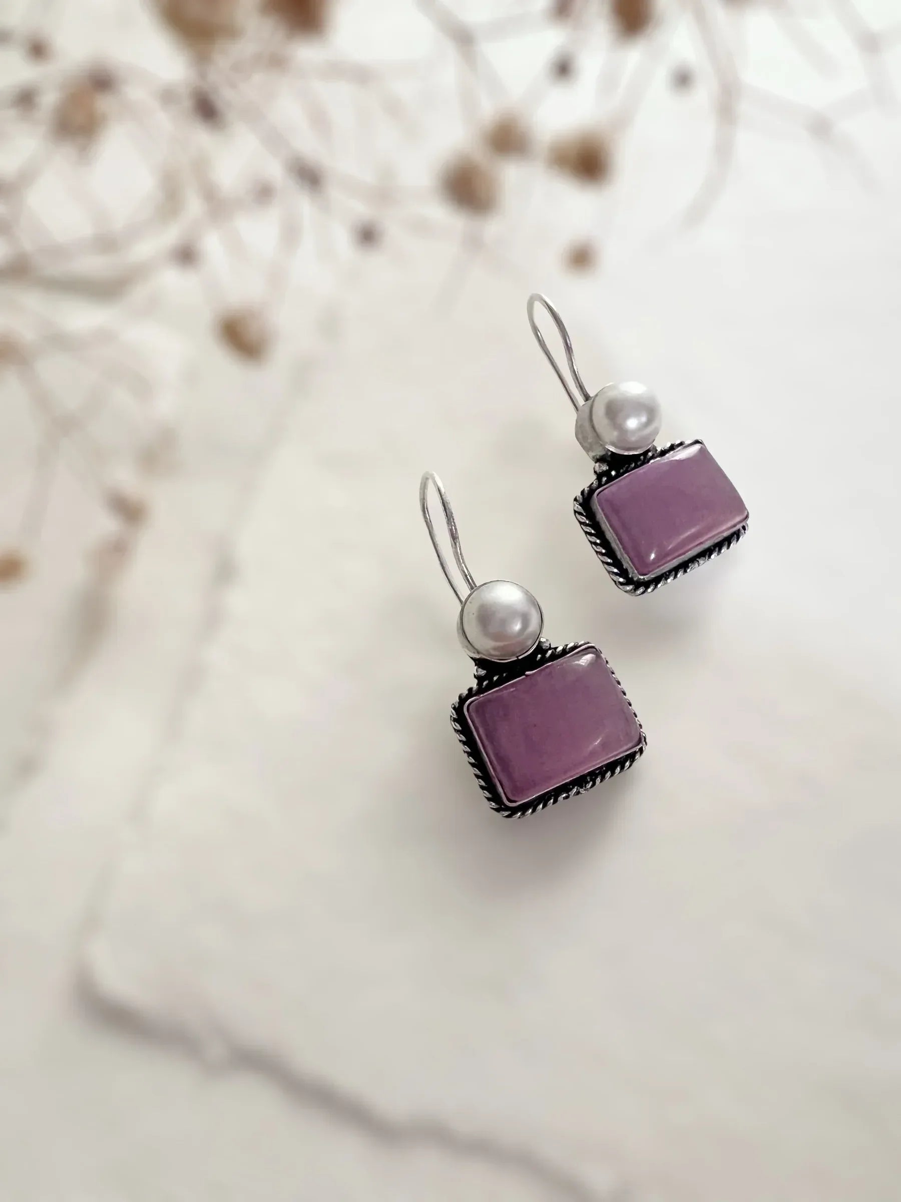 Infinity Pearl Studs - Jhaanjhariya