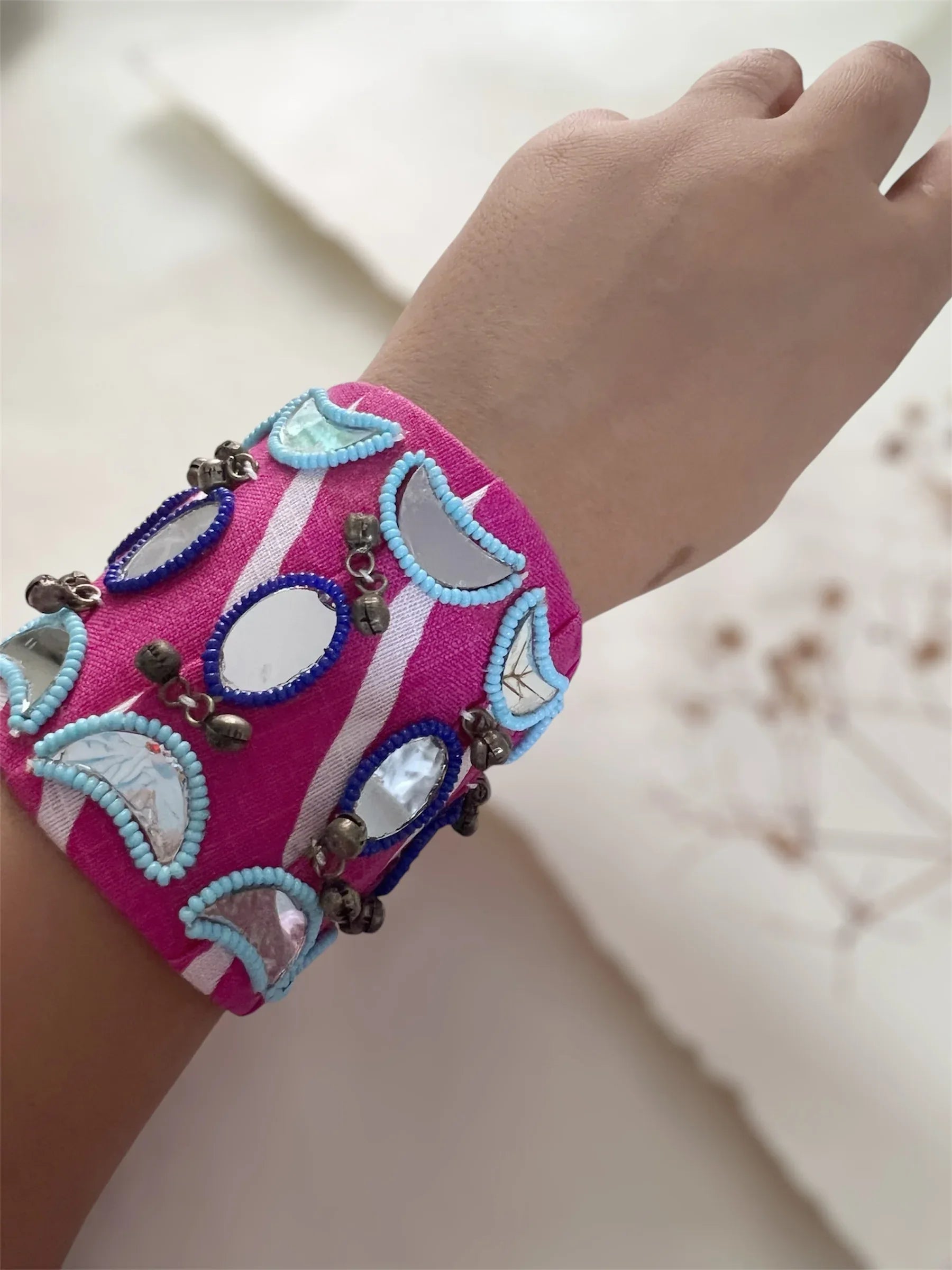 Pink White Leheriya Mirror Hand Cuff - Jhaanjhariya