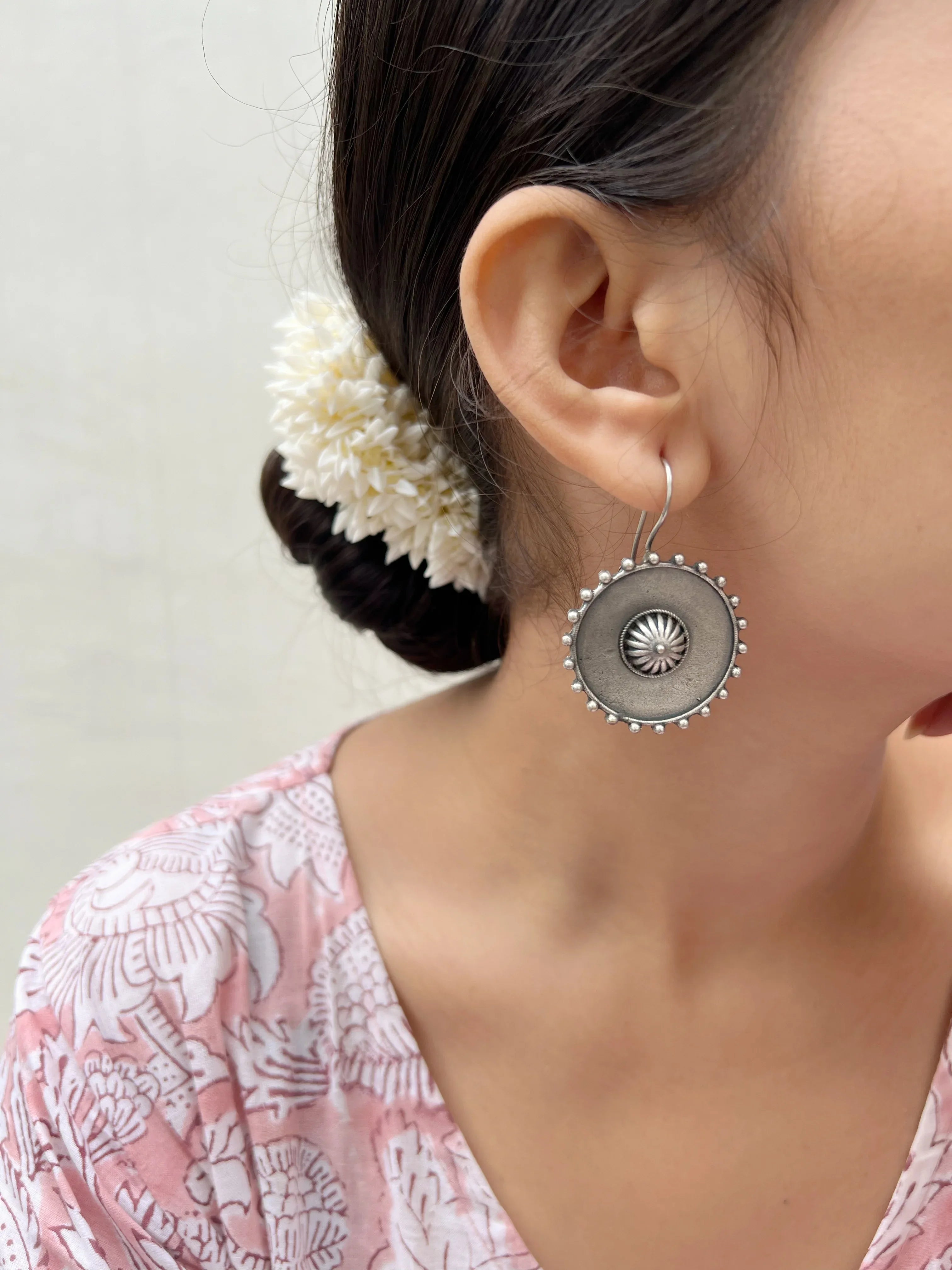 Aadhvita Chakri Hook Earrings - Jhaanjhariya