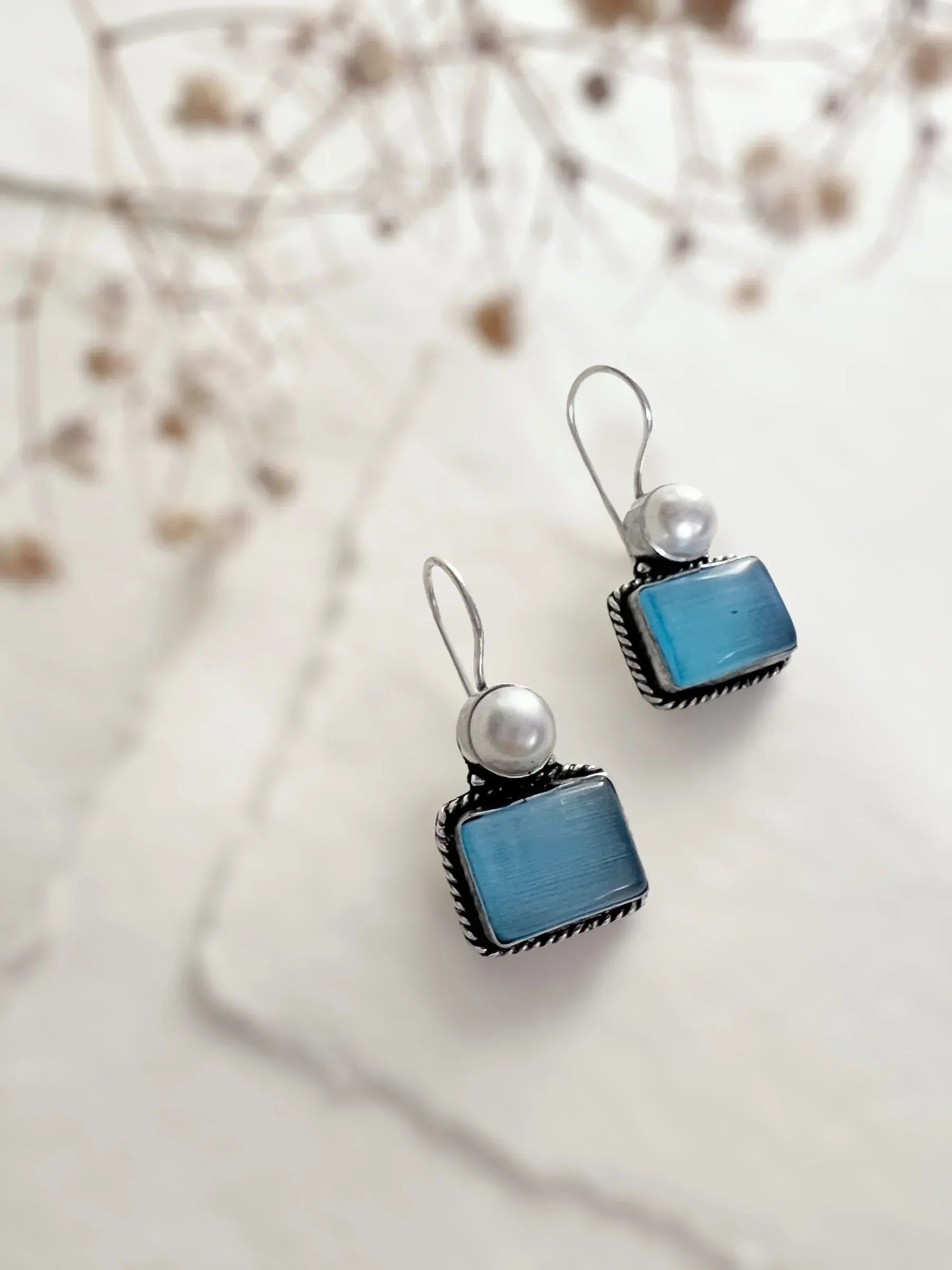 Infinity Pearl Studs - Jhaanjhariya