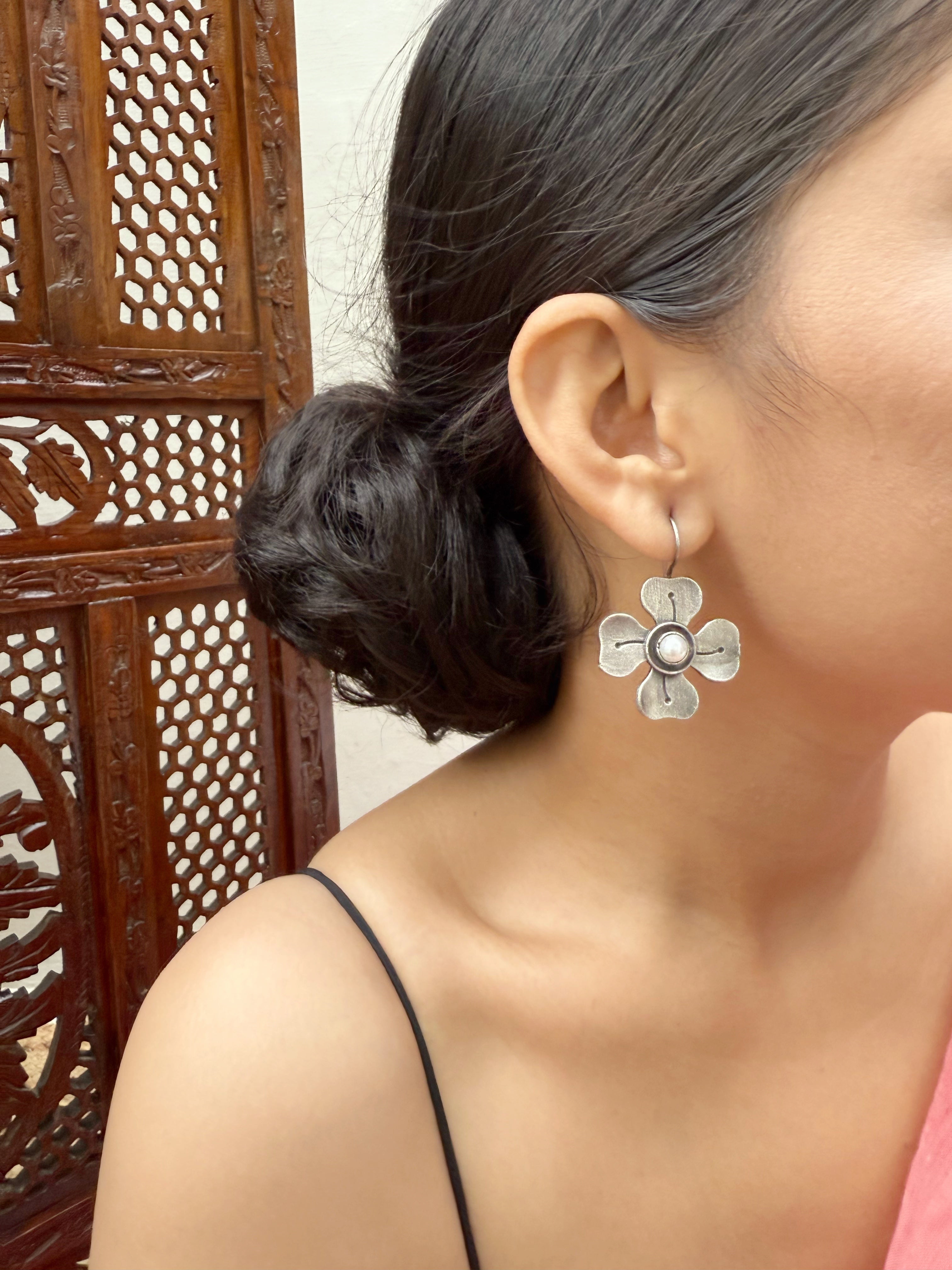 Fool Pearl Hook Earring