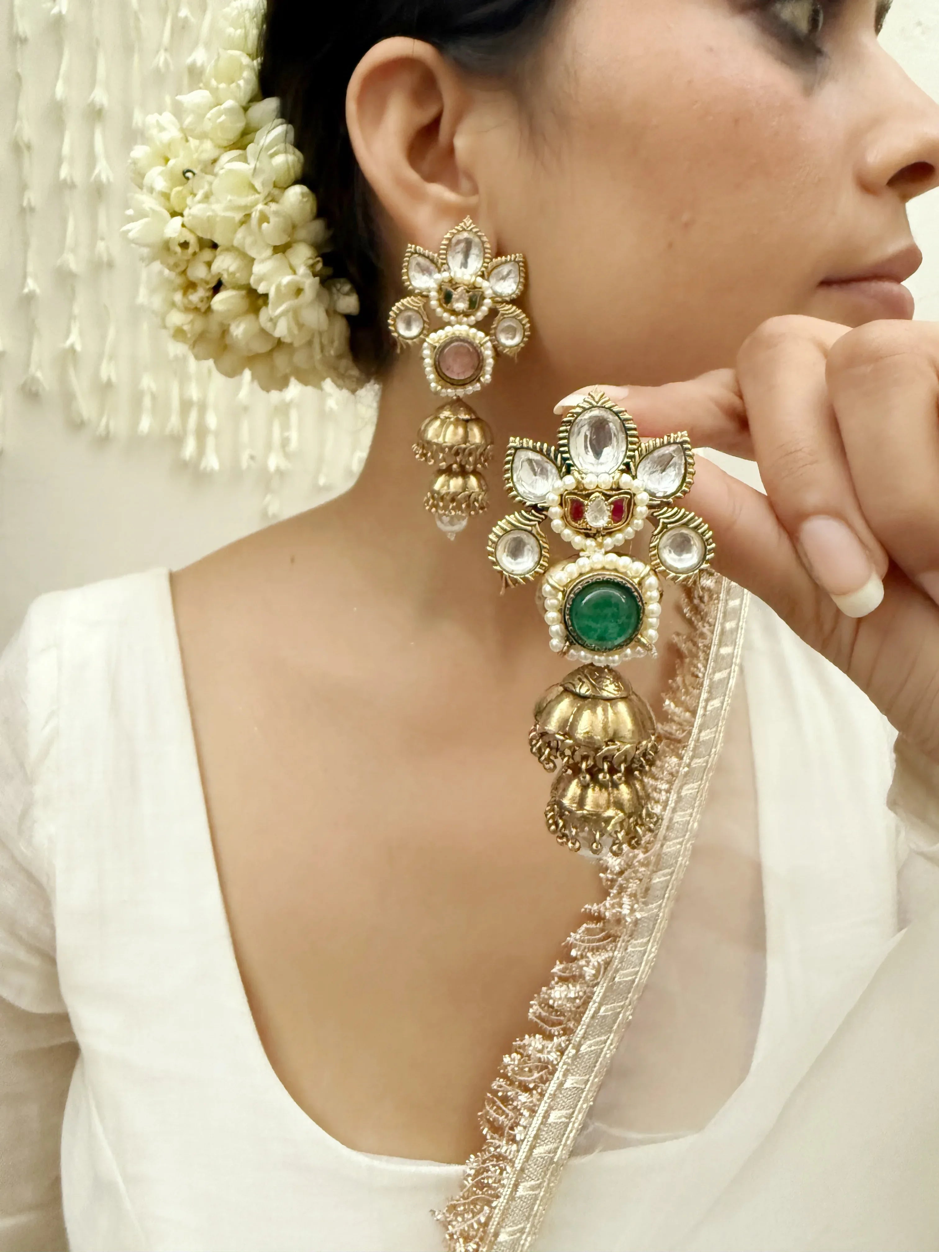 Dilnashin Earrings - Jhaanjhariya