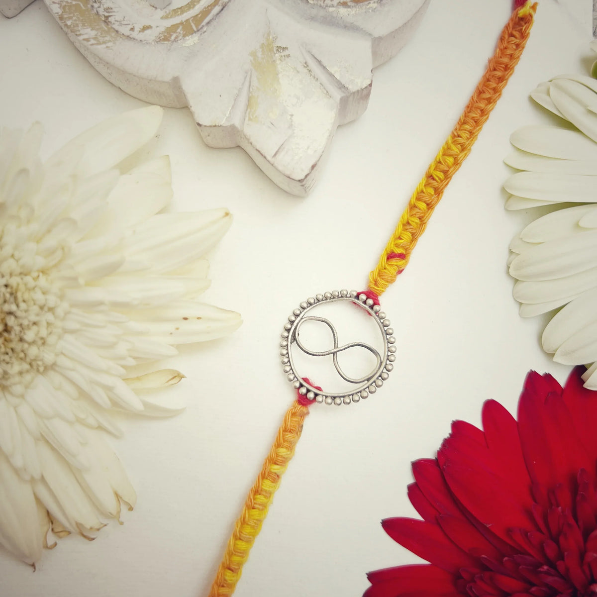 Infinity Rakhi – Jhaanjhariya