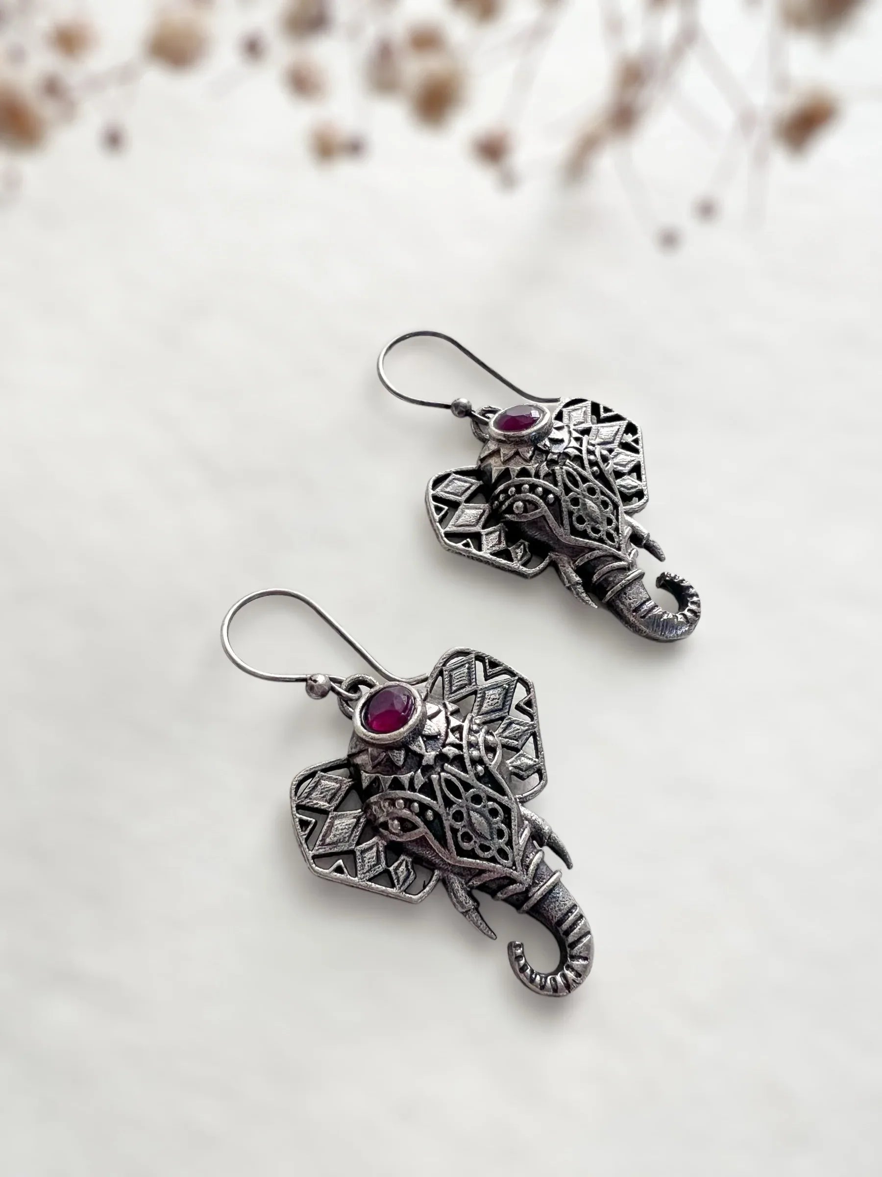 Ganu Hook earrings - Jhaanjhariya