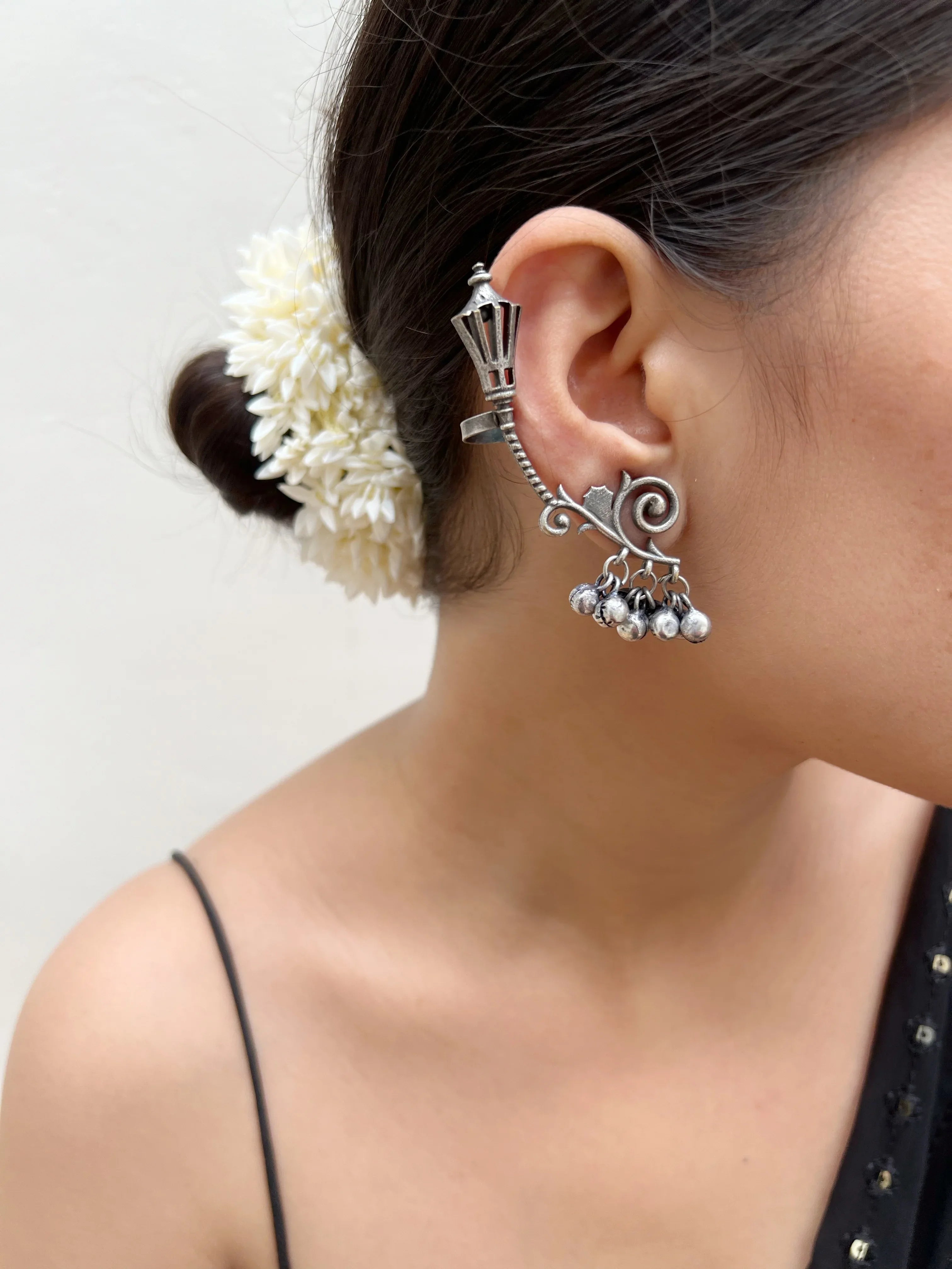 Flower Lamp Earcuffs (SET OF TWO) - Jhaanjhariya