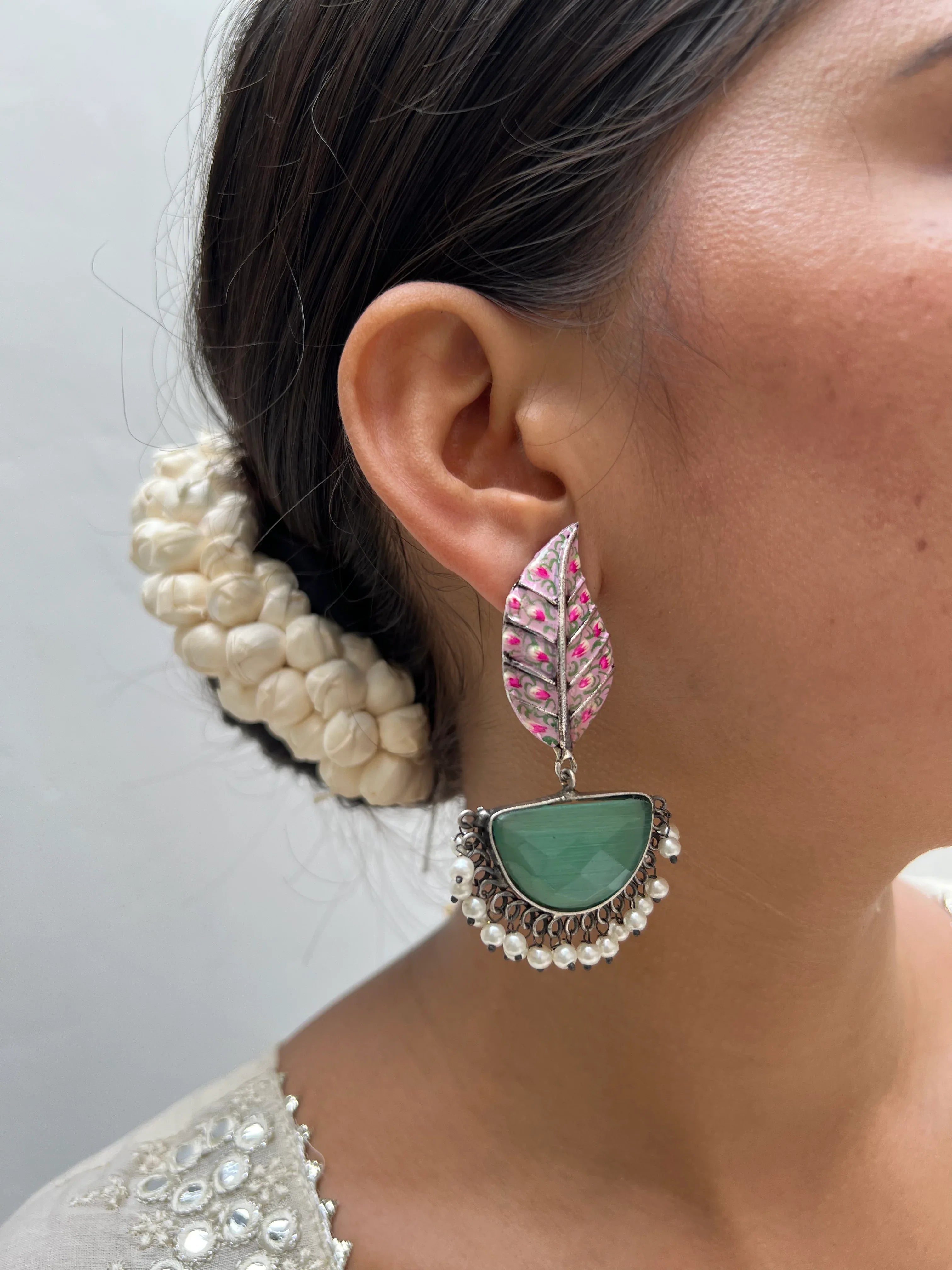 Saanvi - Jhaanjhariya