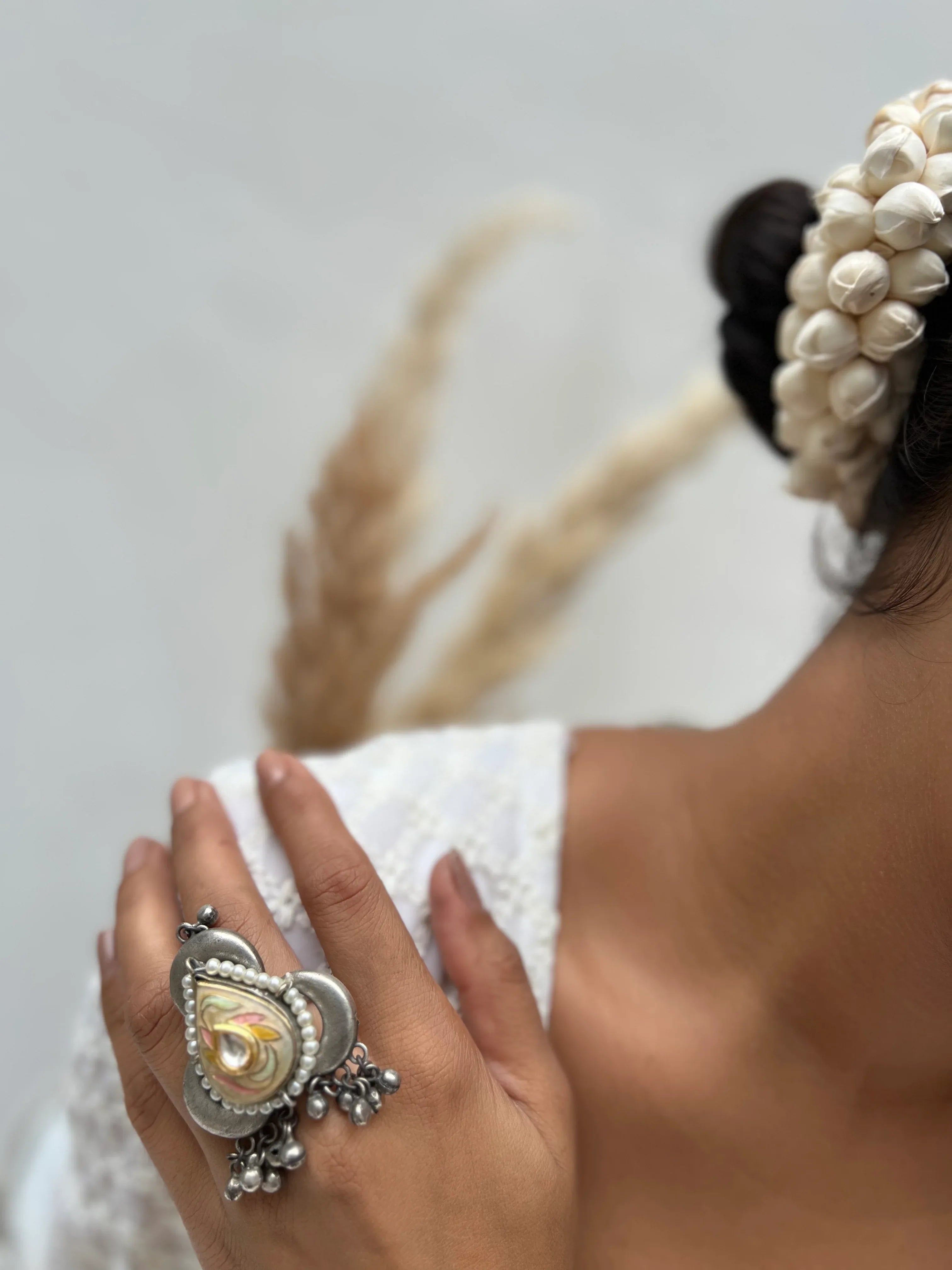 Manmayi Duel Tone Ring - Jhaanjhariya