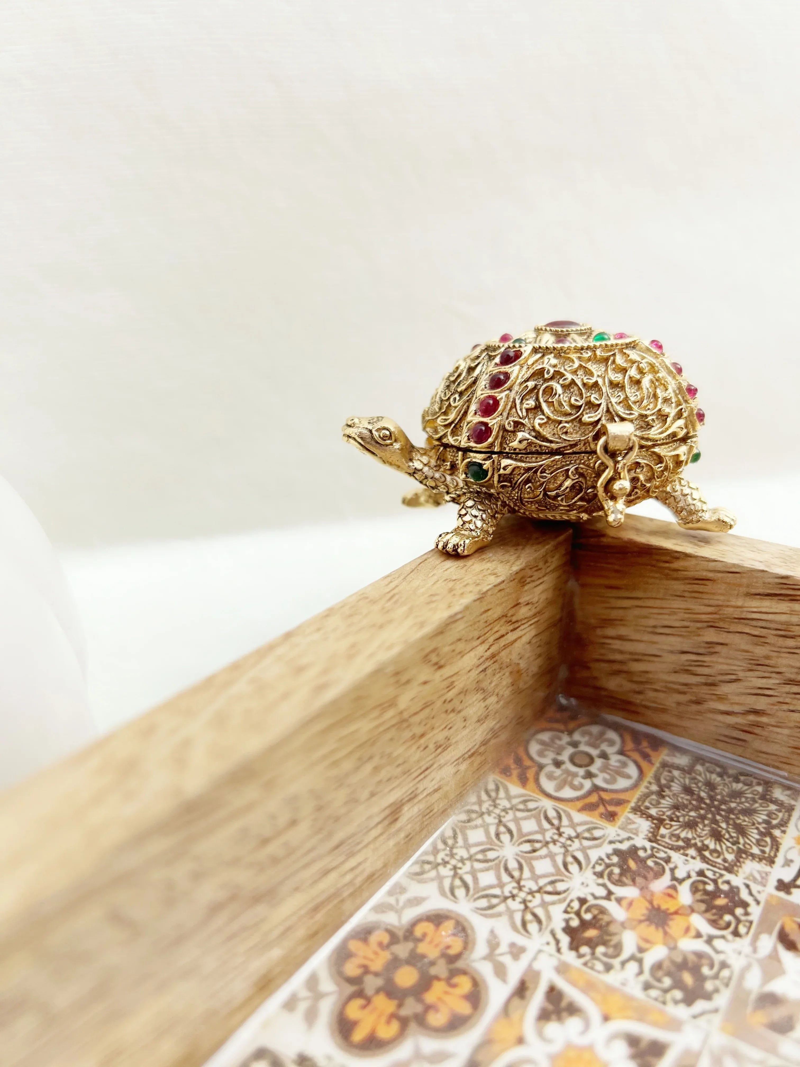 Turtle Kumkum-box - Jhaanjhariya