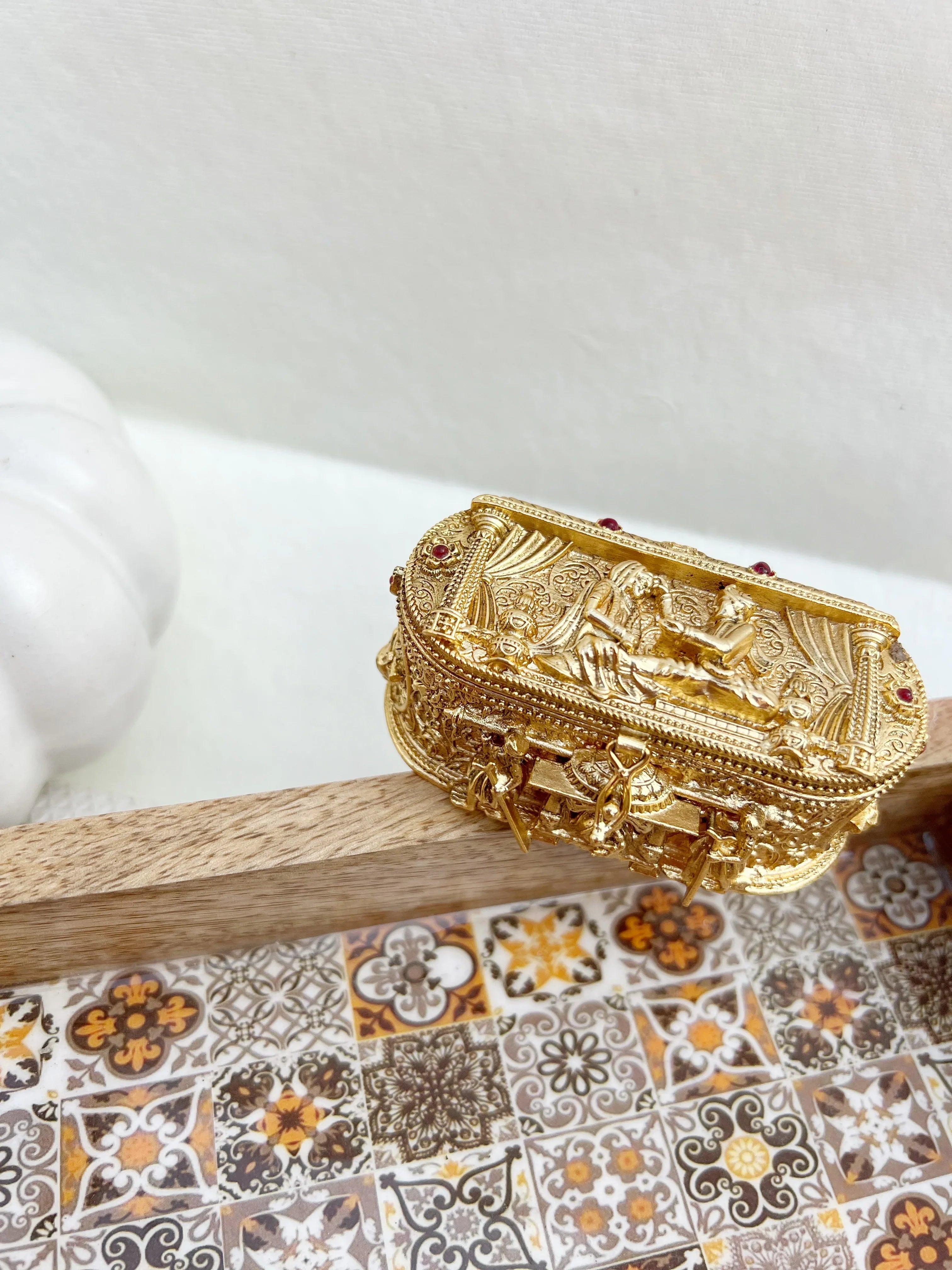 Palki Kumkum-Box - Jhaanjhariya