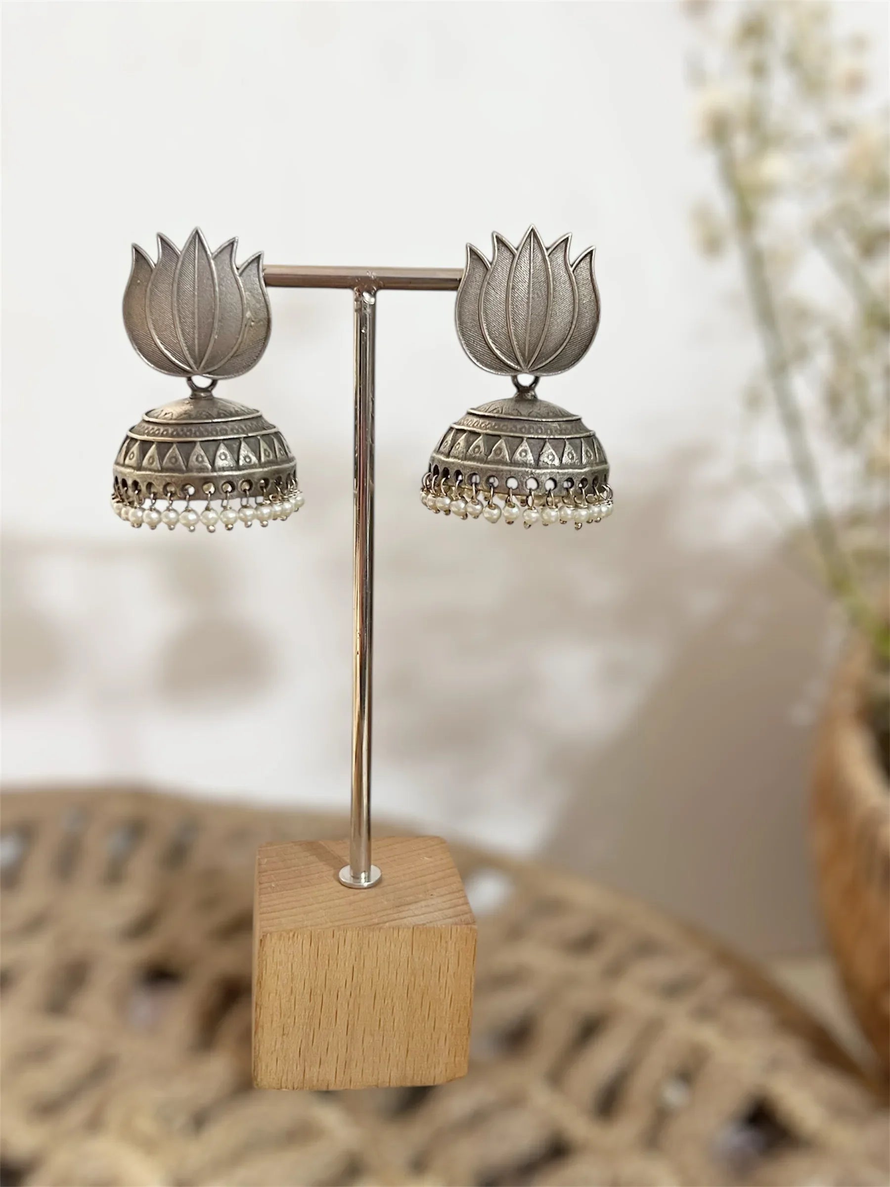 Kamal Echo Earring - Jhaanjhariya