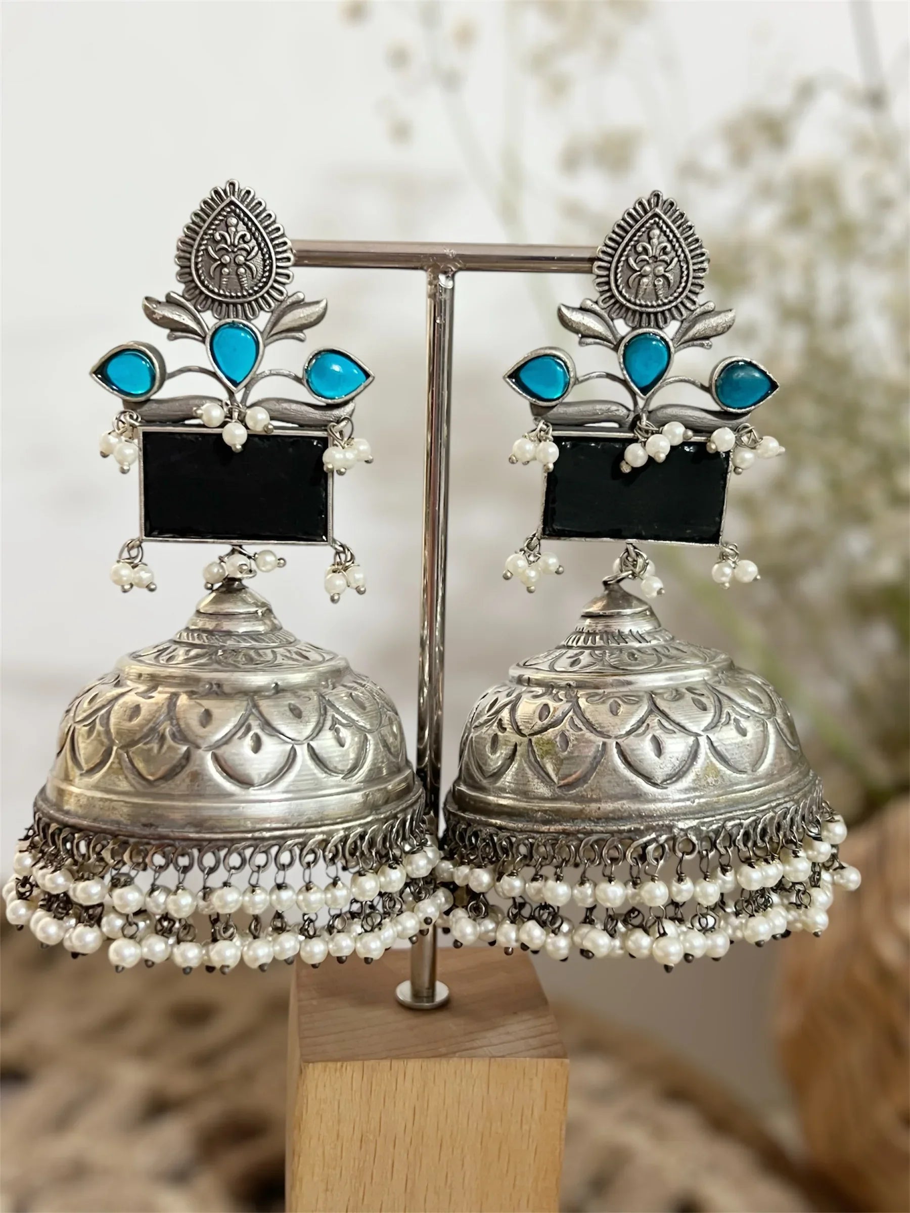 Stone & Shadow - Jhaanjhariya