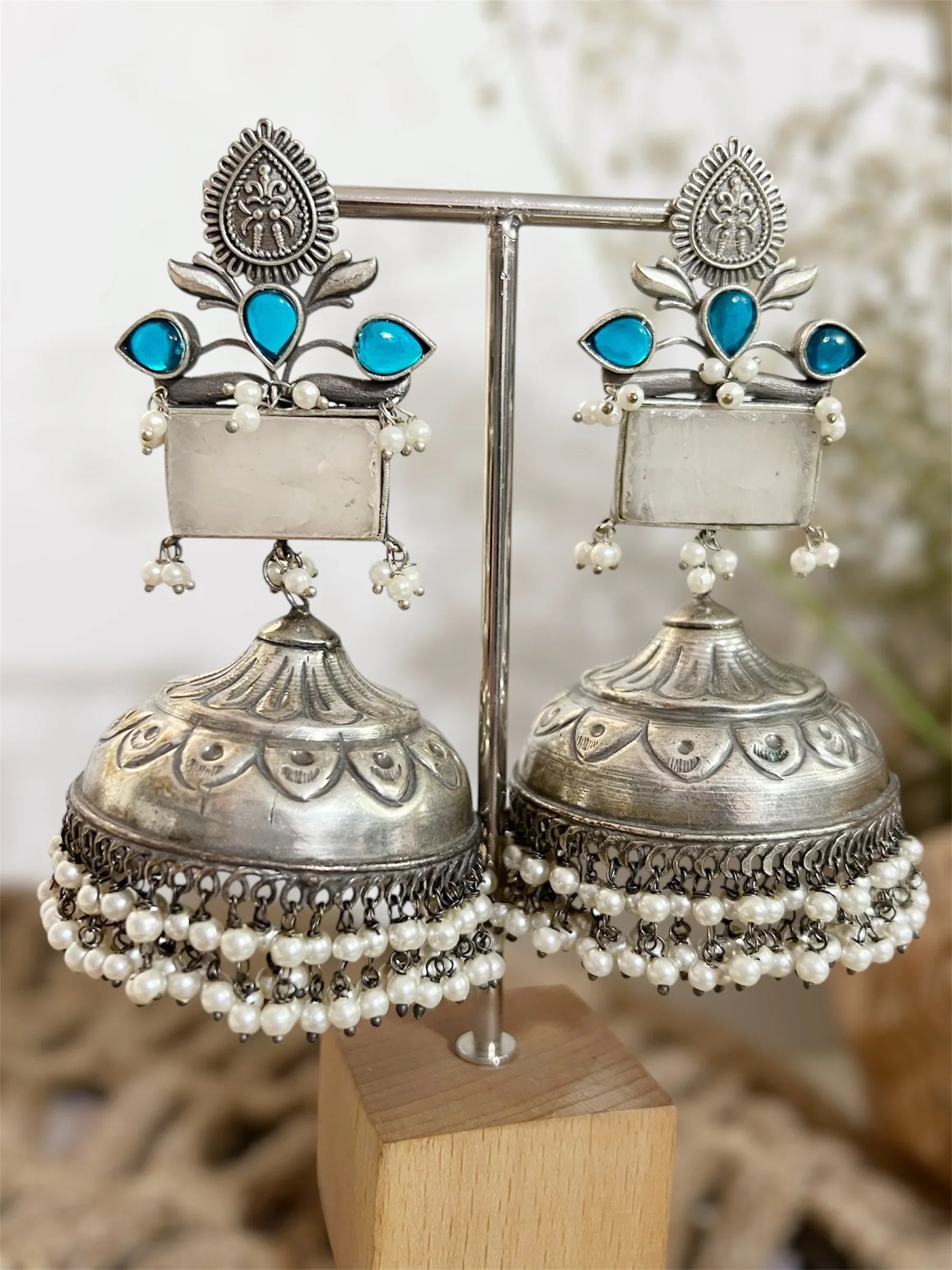 Stone & Shadow - Jhaanjhariya