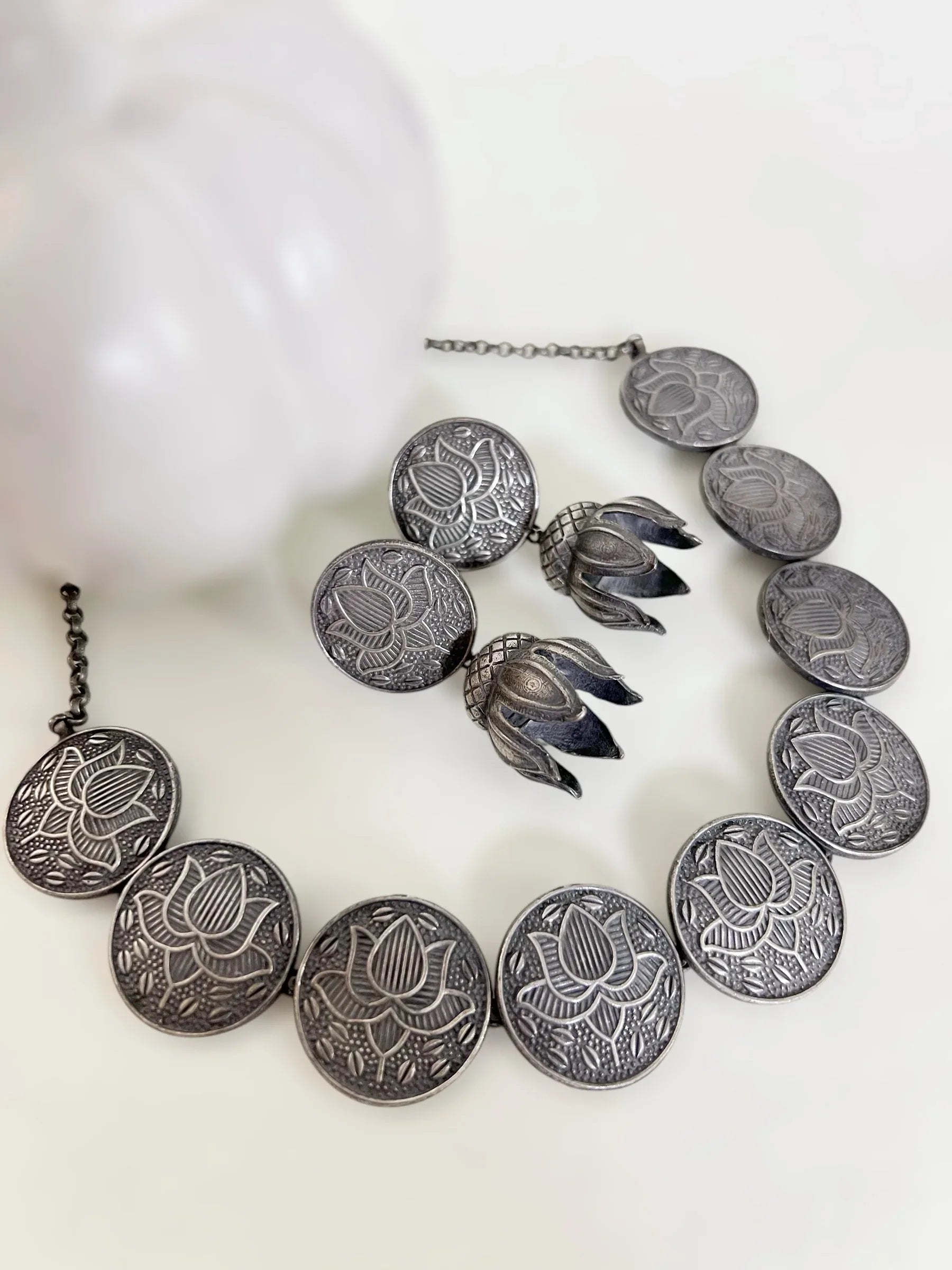 MeltMint Necklace - Jhaanjhariya