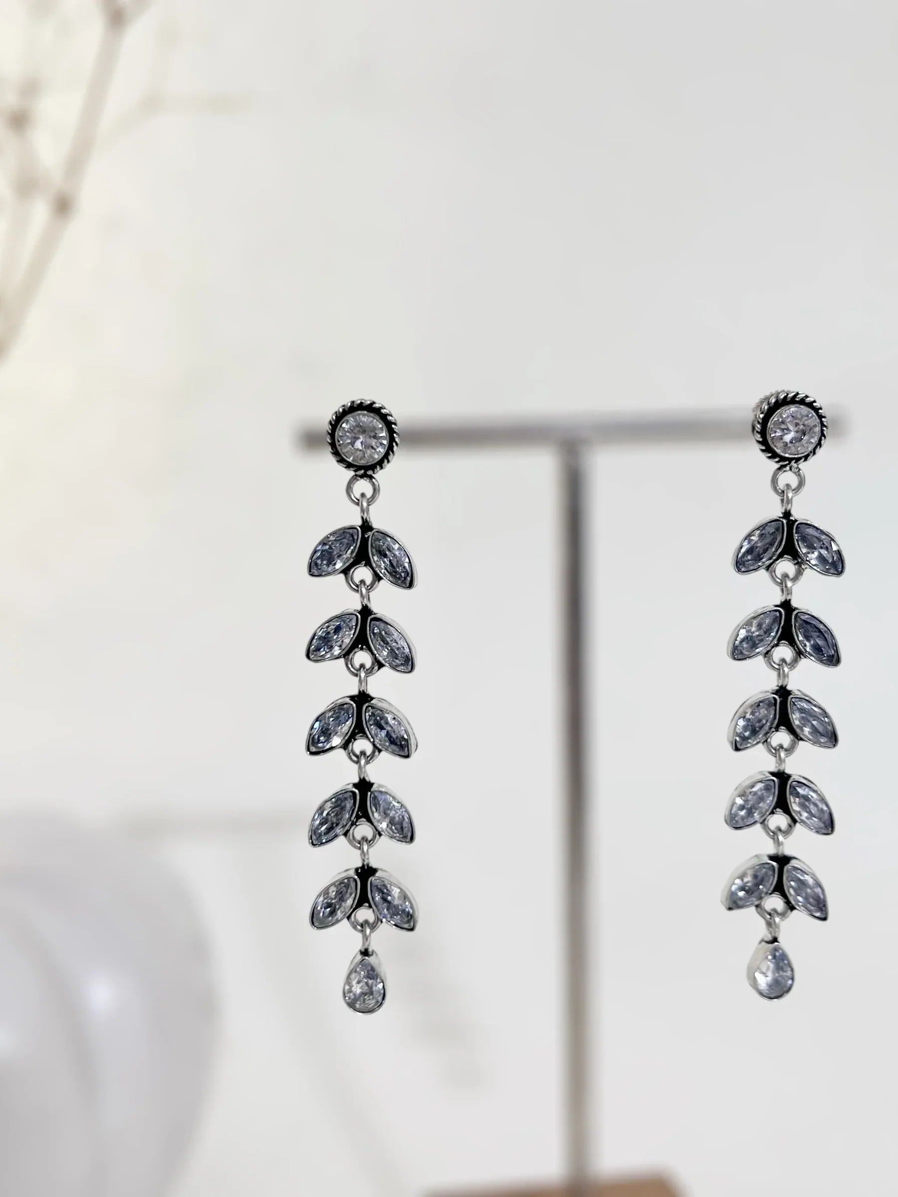 SilverRaga Earring - Jhaanjhariya