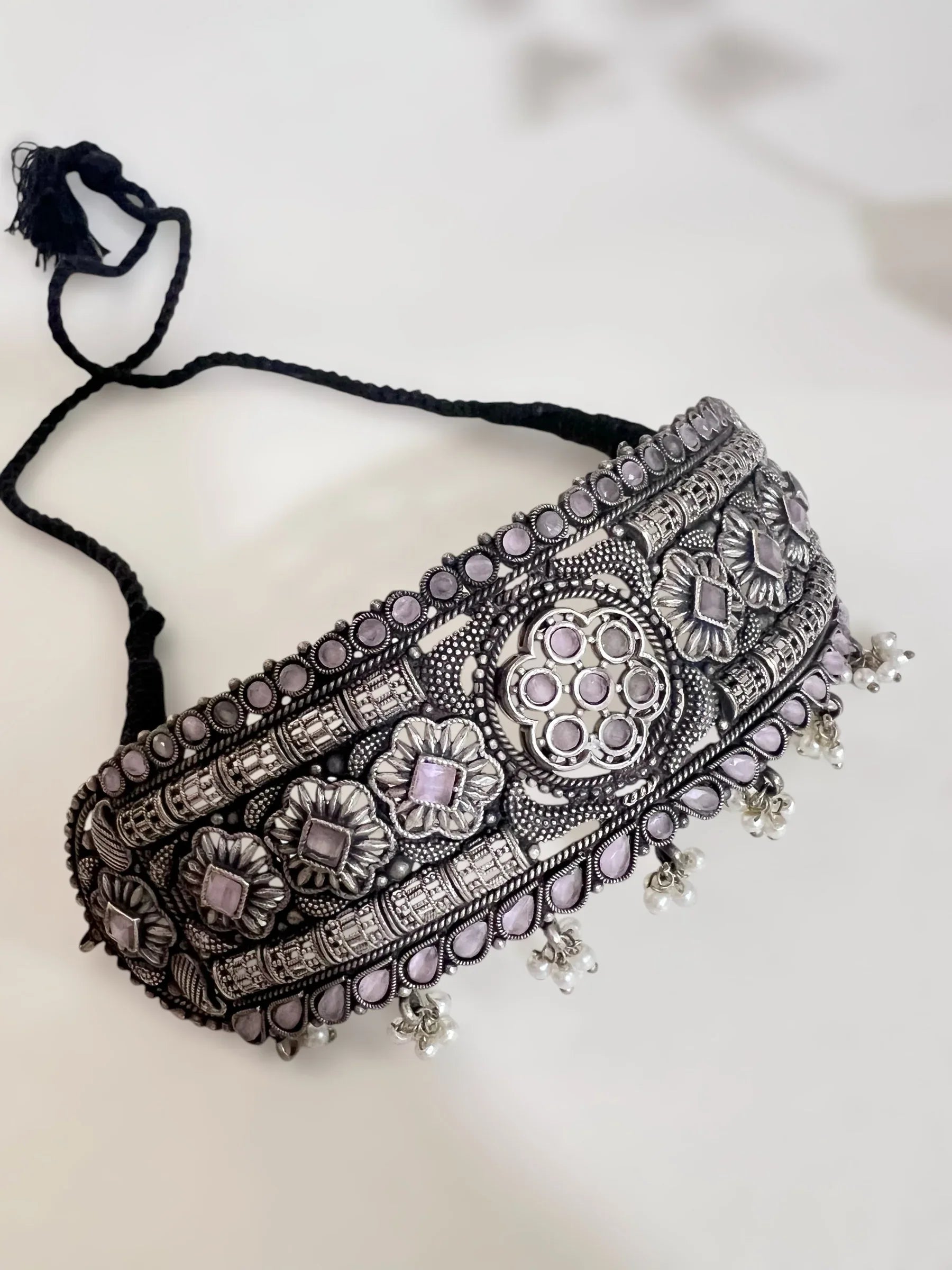 Linea Luxe - Jhaanjhariya