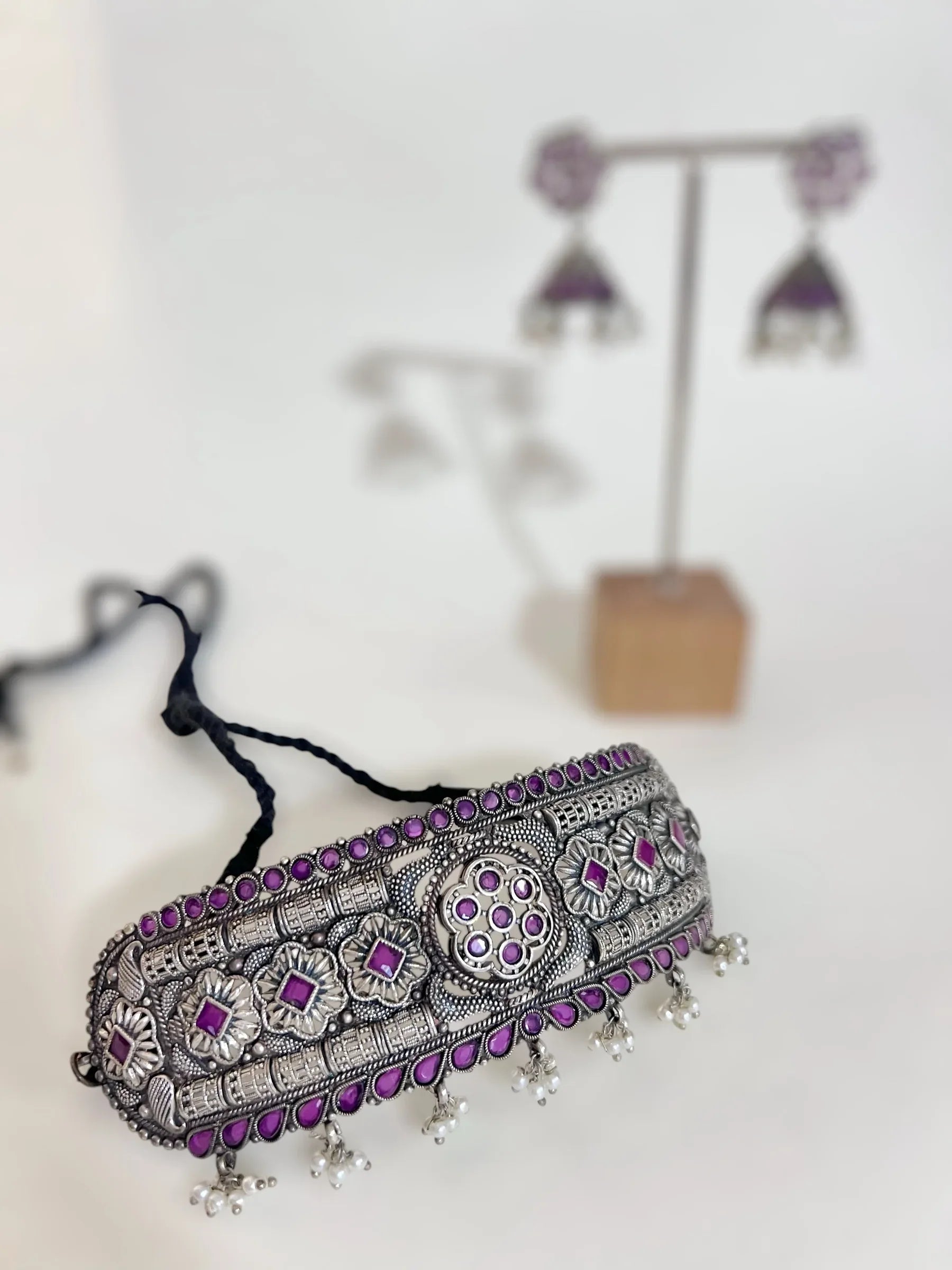 Linea Luxe - Jhaanjhariya