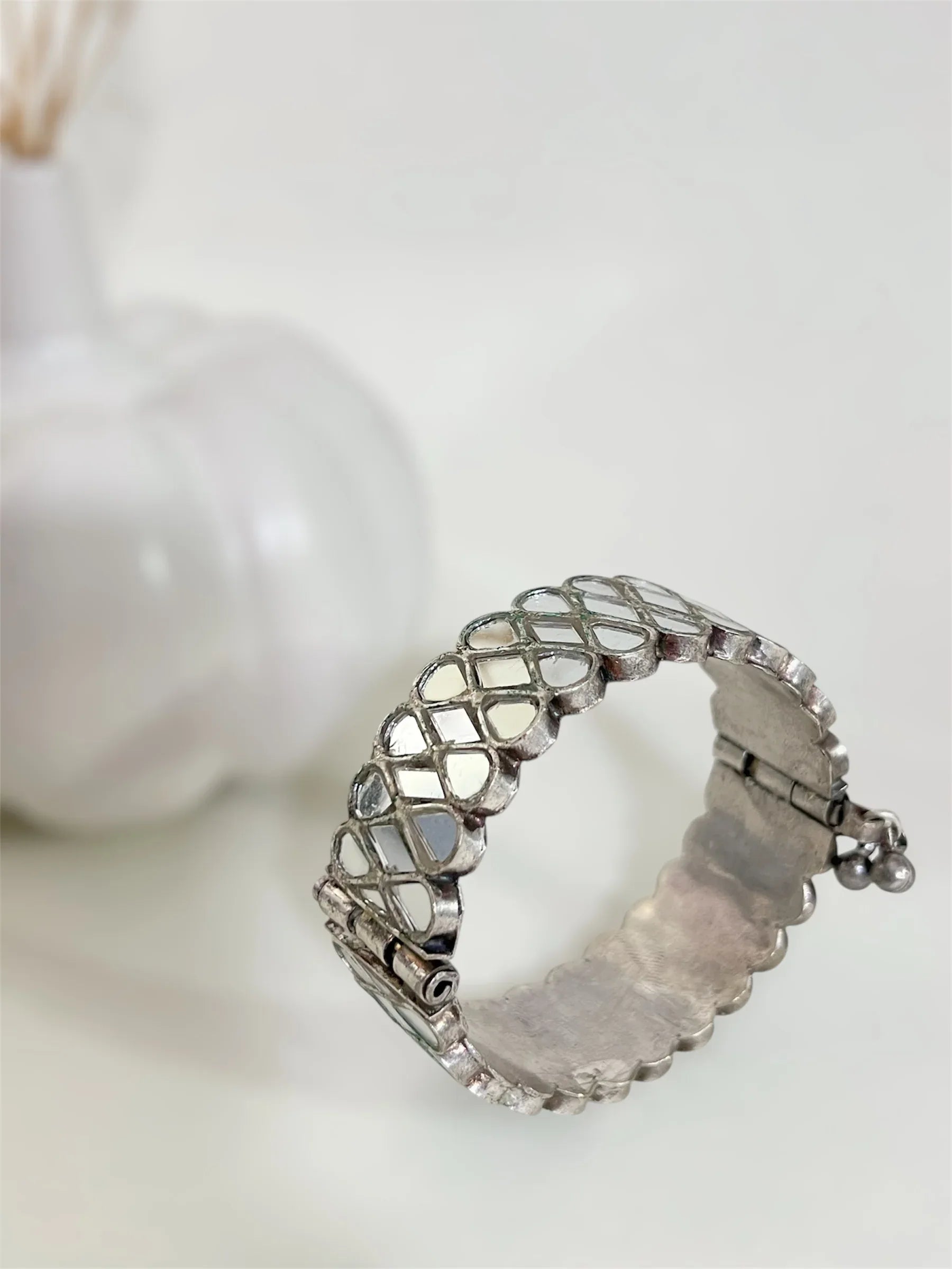 Heart of Glass Bracelet - Jhaanjhariya